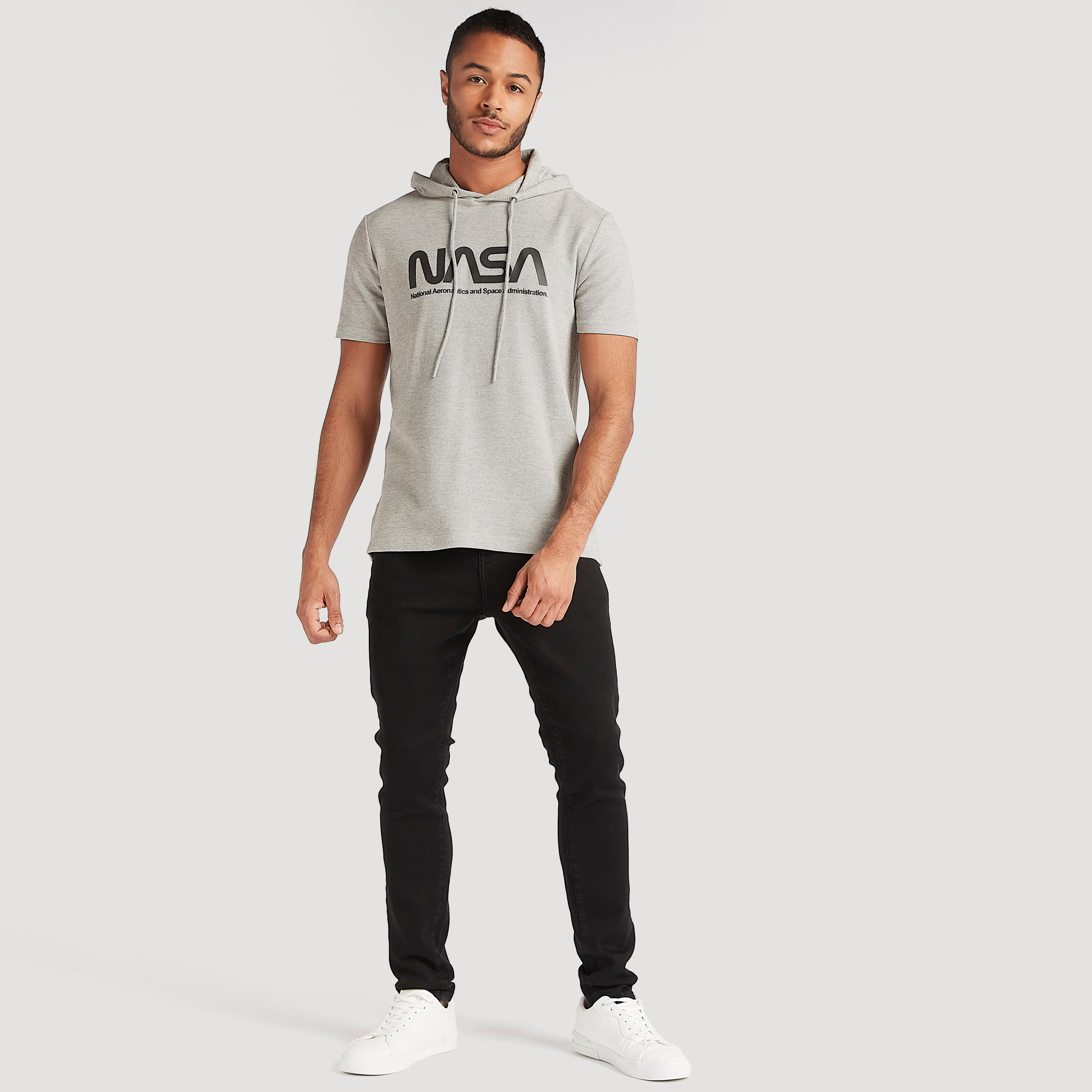 تيشيرت بقبّعة وأكمام قصيرة وطبعات-men-clothing-tshirtsandpolos-tshirts-image-2