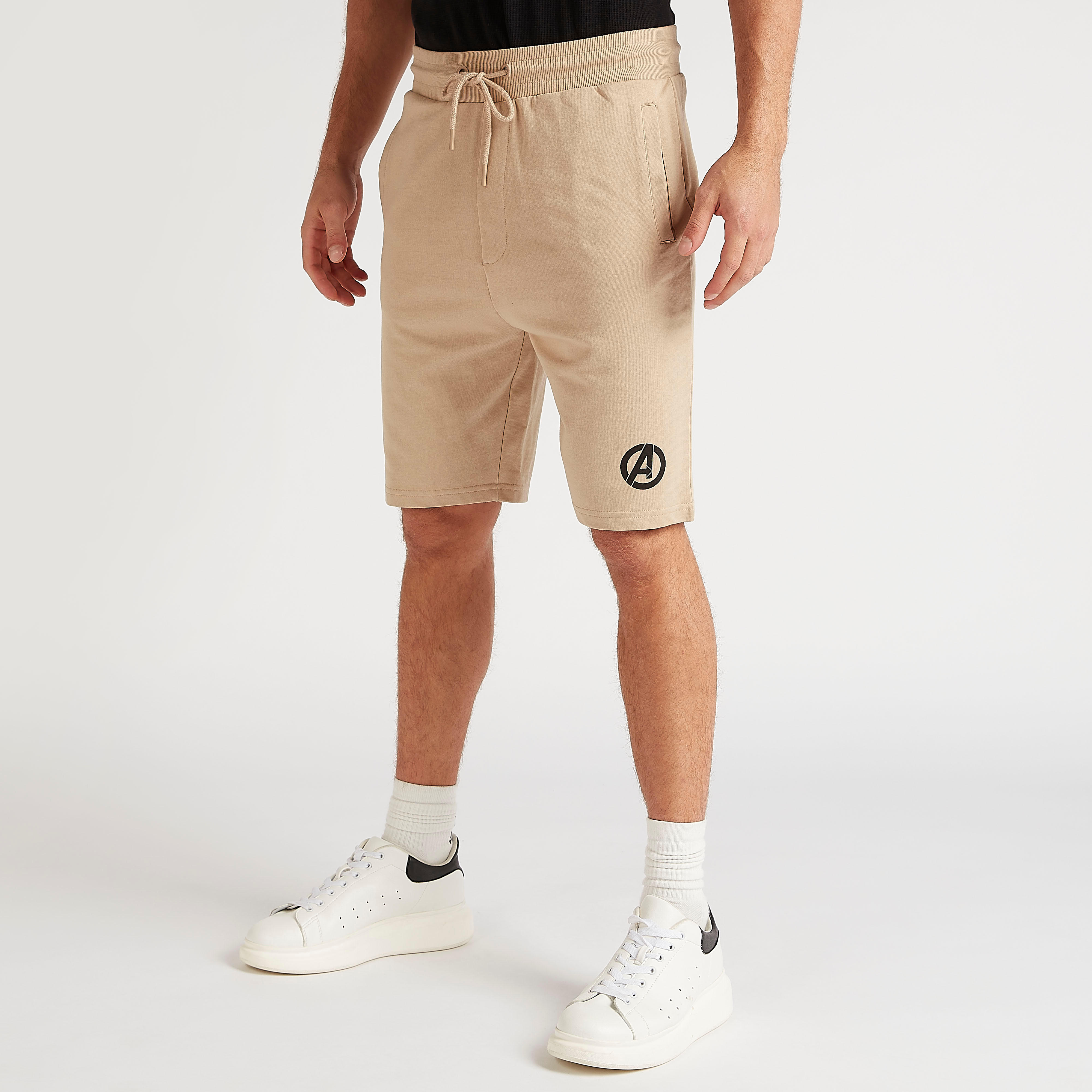 شورت بخصر متوسّط الارتفاع ورباط إغلاق وطبعات-men-clothing-bottoms-shorts-image-4