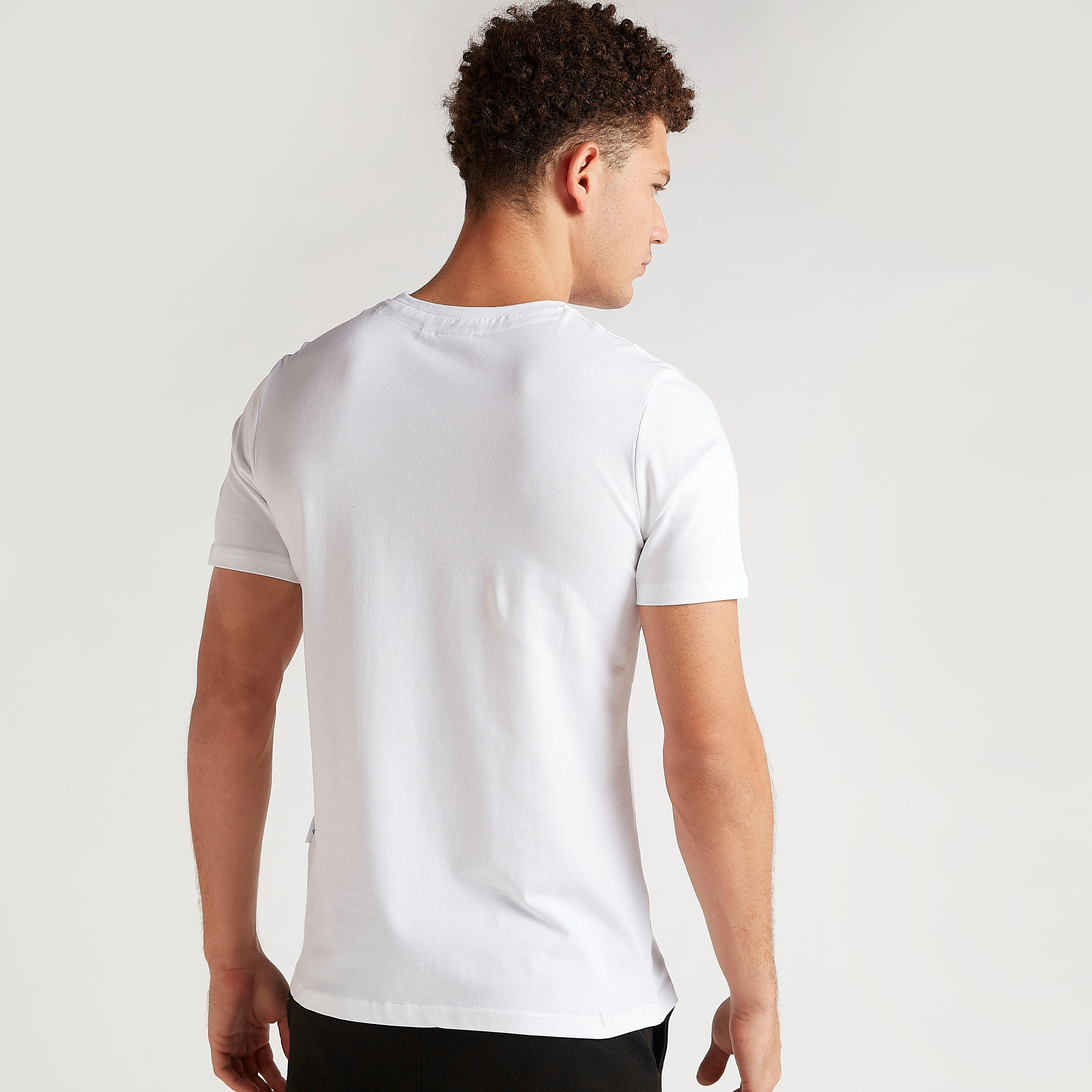 تيشيرت بياقة ضيّقة وأكمام قصيرة وطبعات ذي سمورفز-men-clothing-tshirtsandpolos-tshirts-image-4