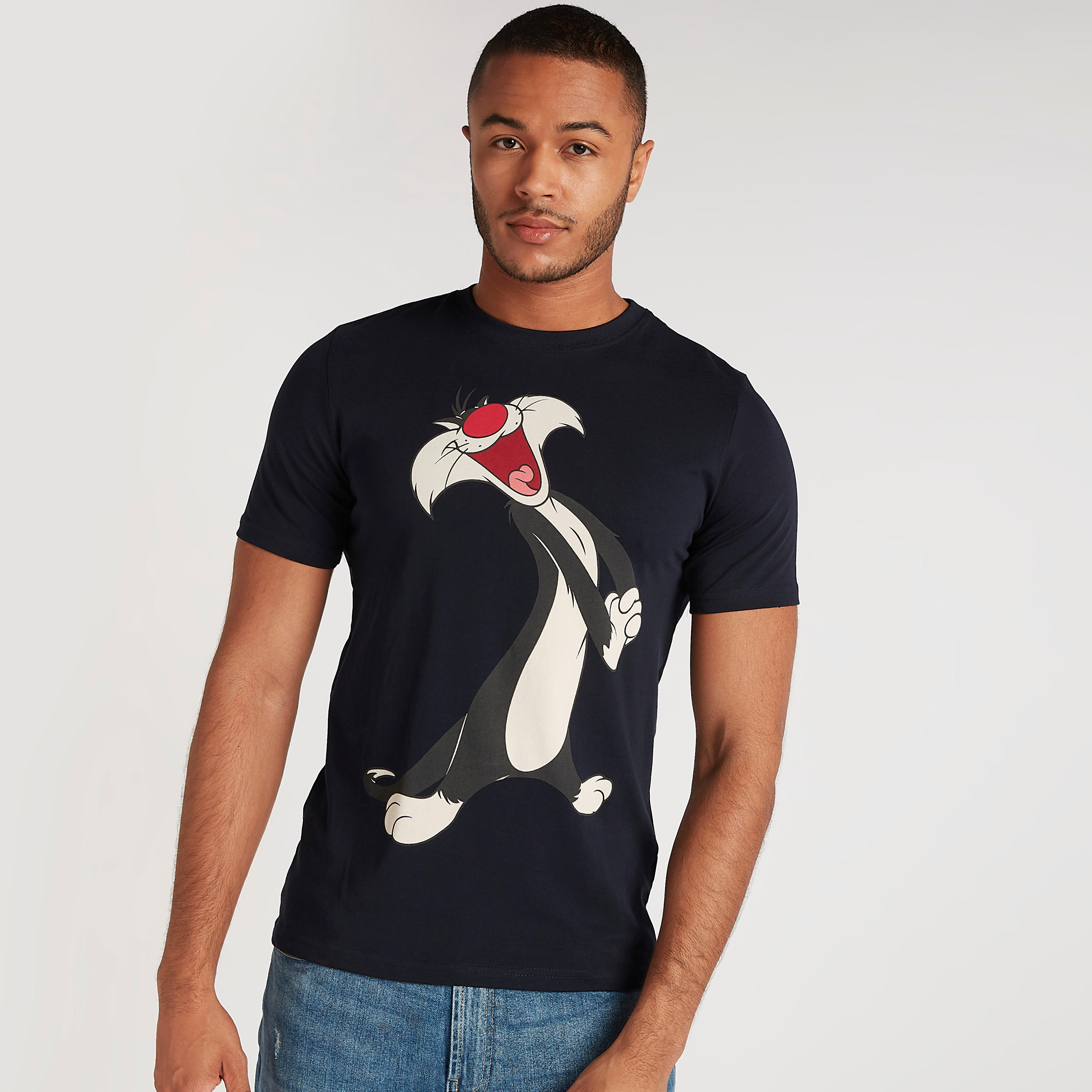 تيشيرت بياقة ضيّقة وأكمام قصيرة وطبعات سيلفيستر من كابا-men-clothing-tshirtsandpolos-tshirts-image-1