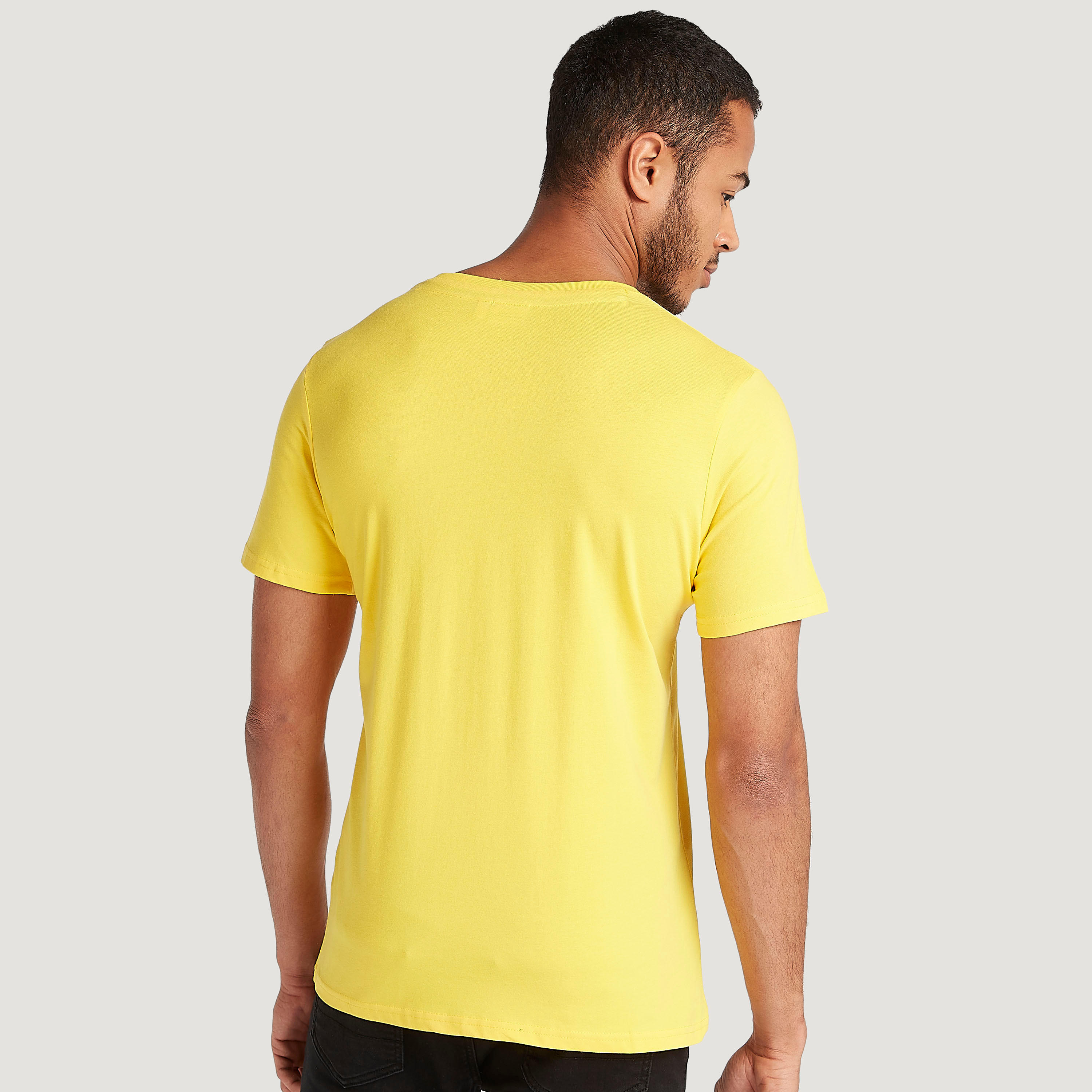 تيشيرت بياقة ضيّقة وأكمام قصيرة وطبعات باتمان-men-clothing-tshirtsandpolos-tshirts-image-4
