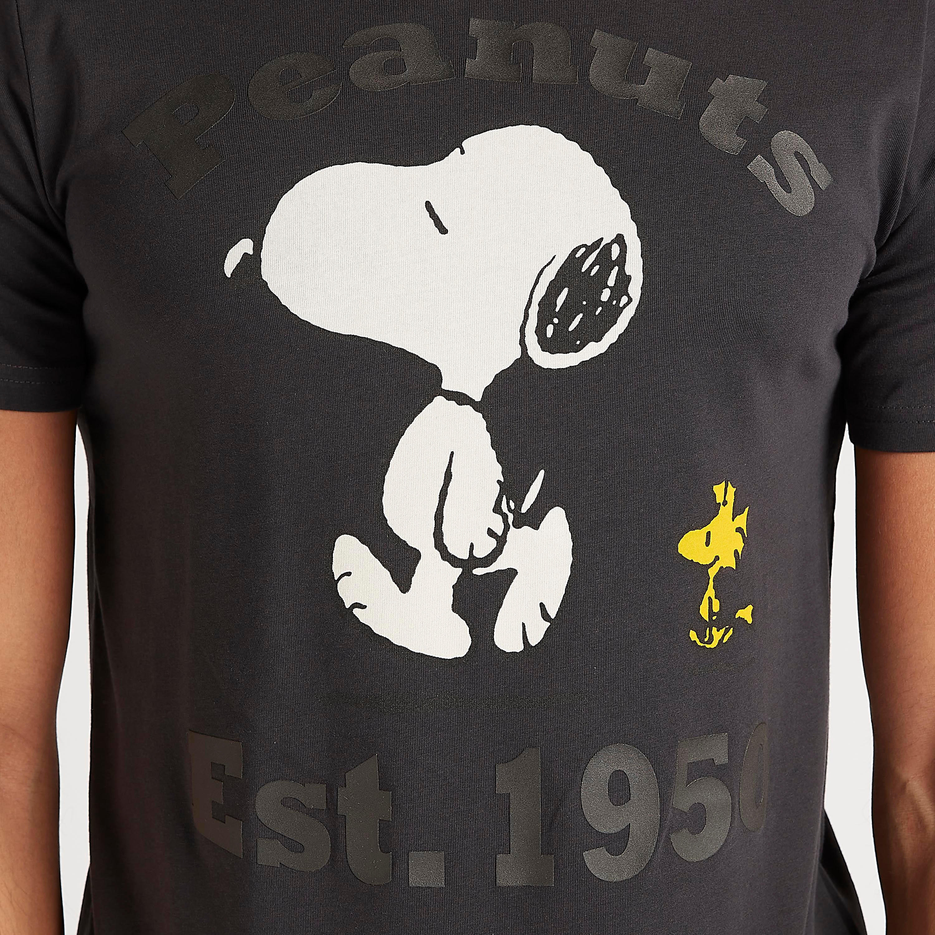 Snoopy Dog Print Crew Neck T-shirt with Short Sleeves-men-clothing-tshirtsandpolos-tshirts-image-3