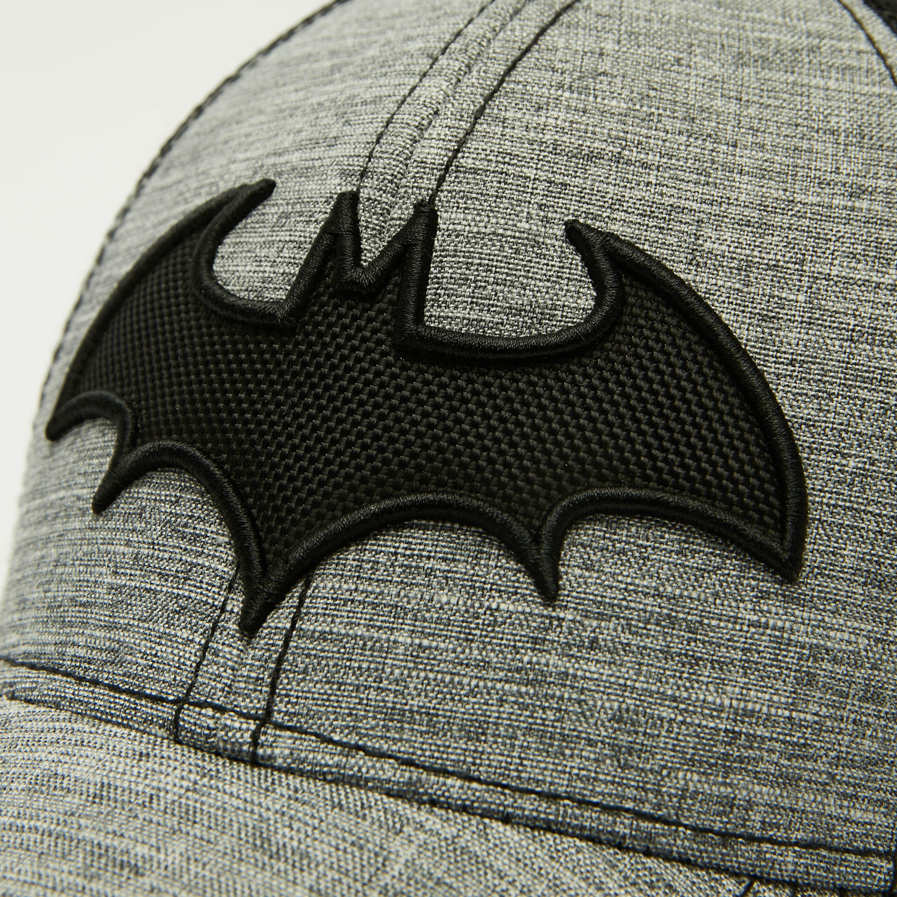 كاب بطبعات شعار باتمان-men-caps-image-3