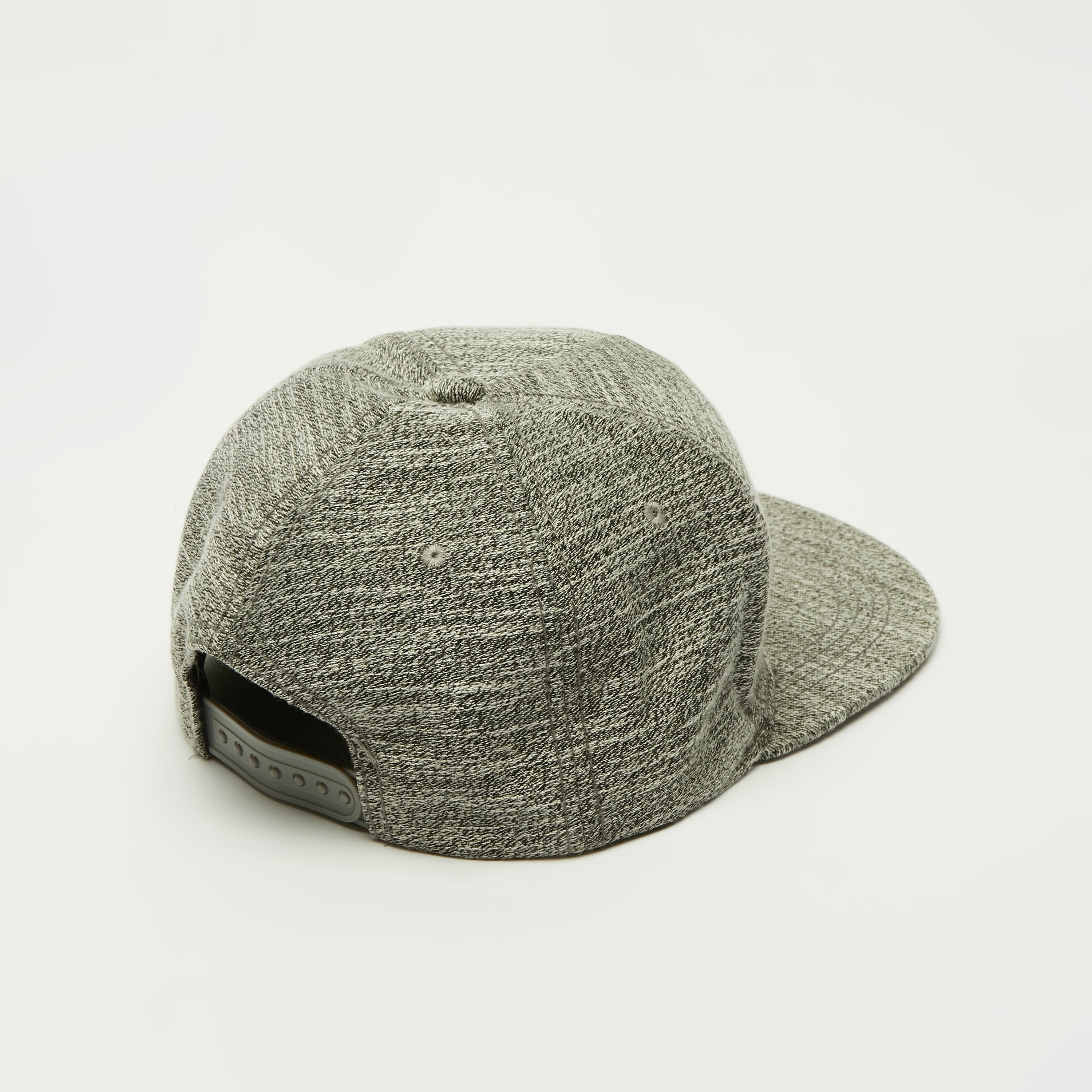 كاب بارزة الملمس بخطوط وتصميم ستار وورز-men-caps-image-2