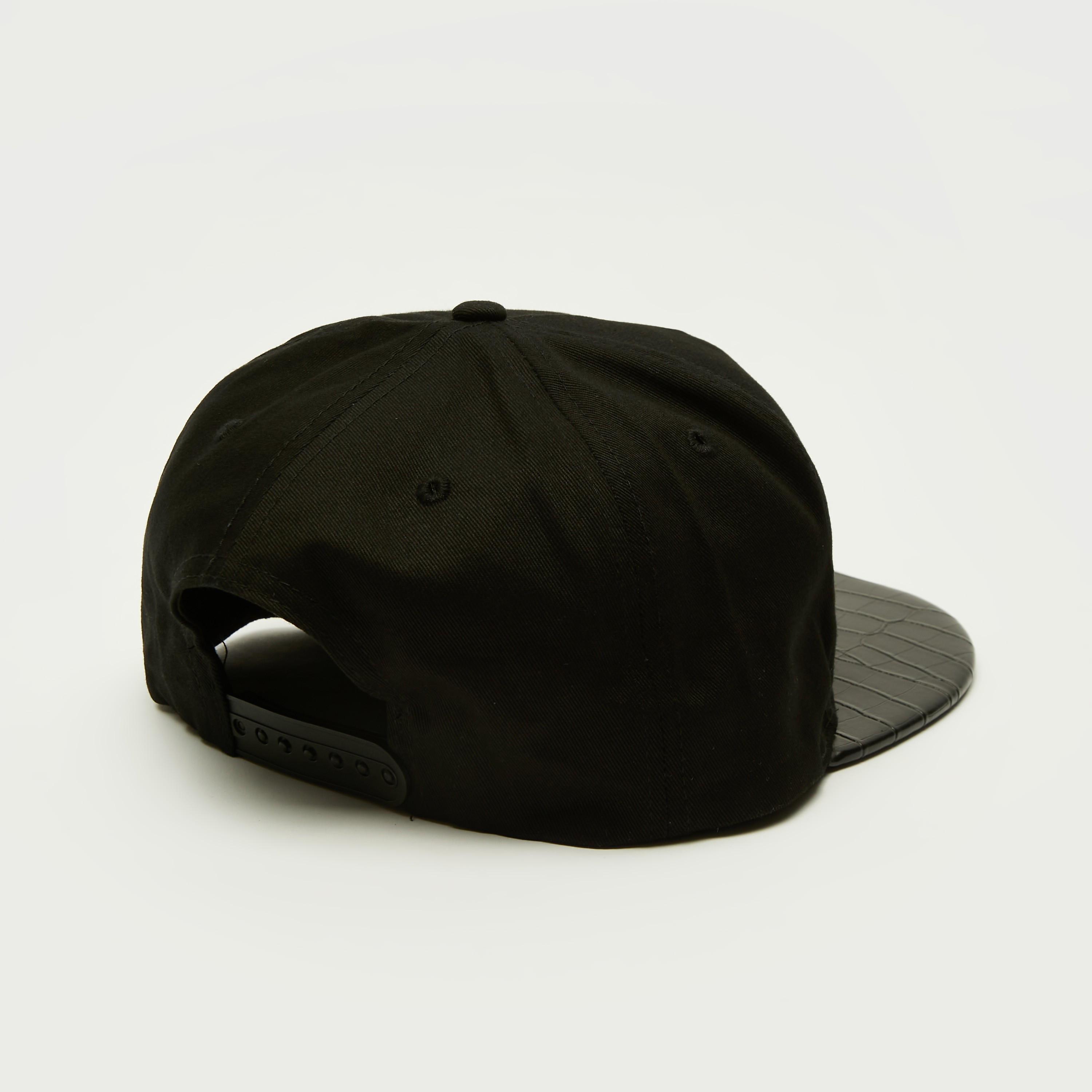 Captain America Applique Cap with Snap Back Closure-men-caps-image-4