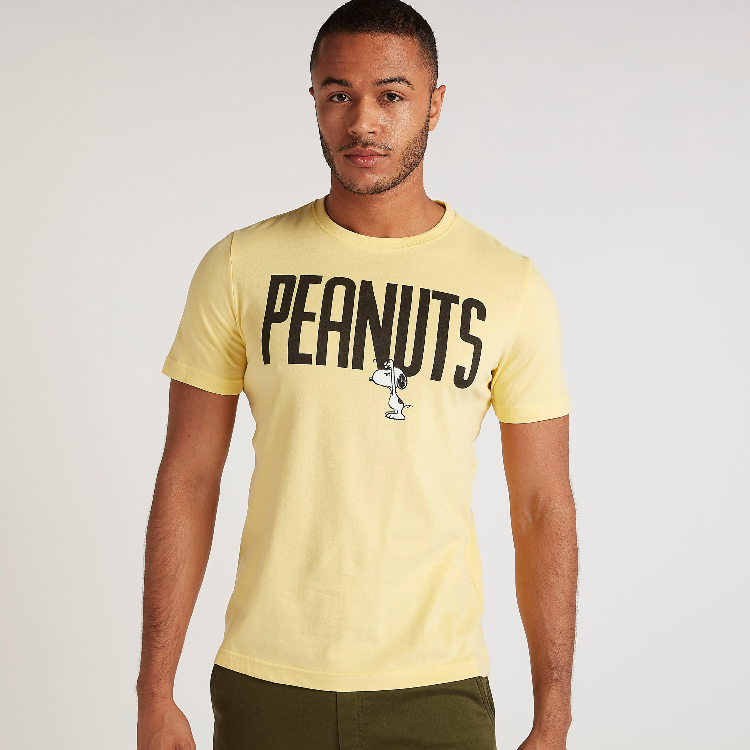 تيشيرت بياقة ضيّقة وأكمام قصيرة وطبعات-men-clothing-tshirtsandpolos-tshirts-image-1