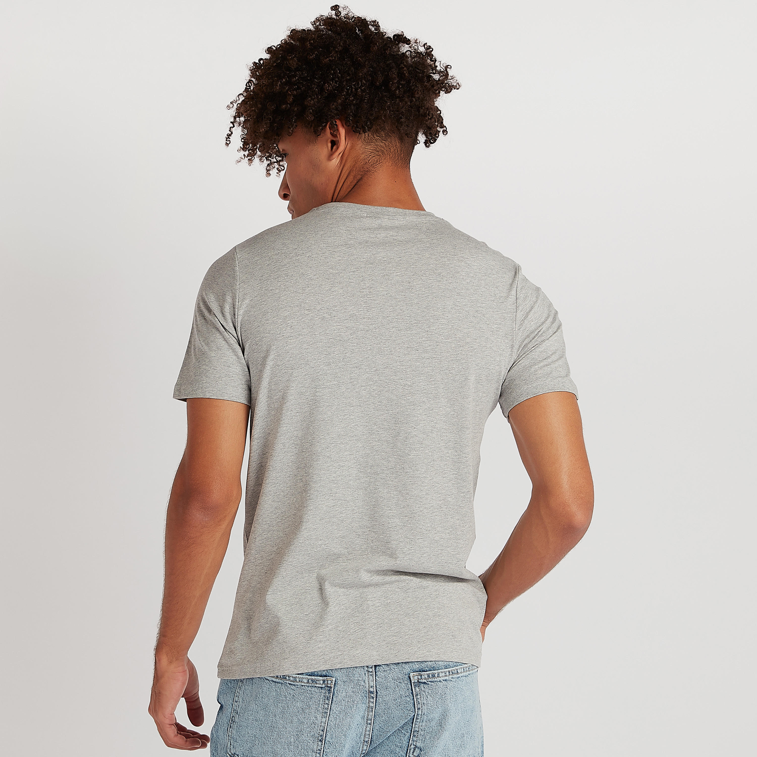 تيشيرت بياقة ضيّقة وأكمام قصيرة وطبعات ستار وورز-men-clothing-tshirtsandpolos-tshirts-image-4