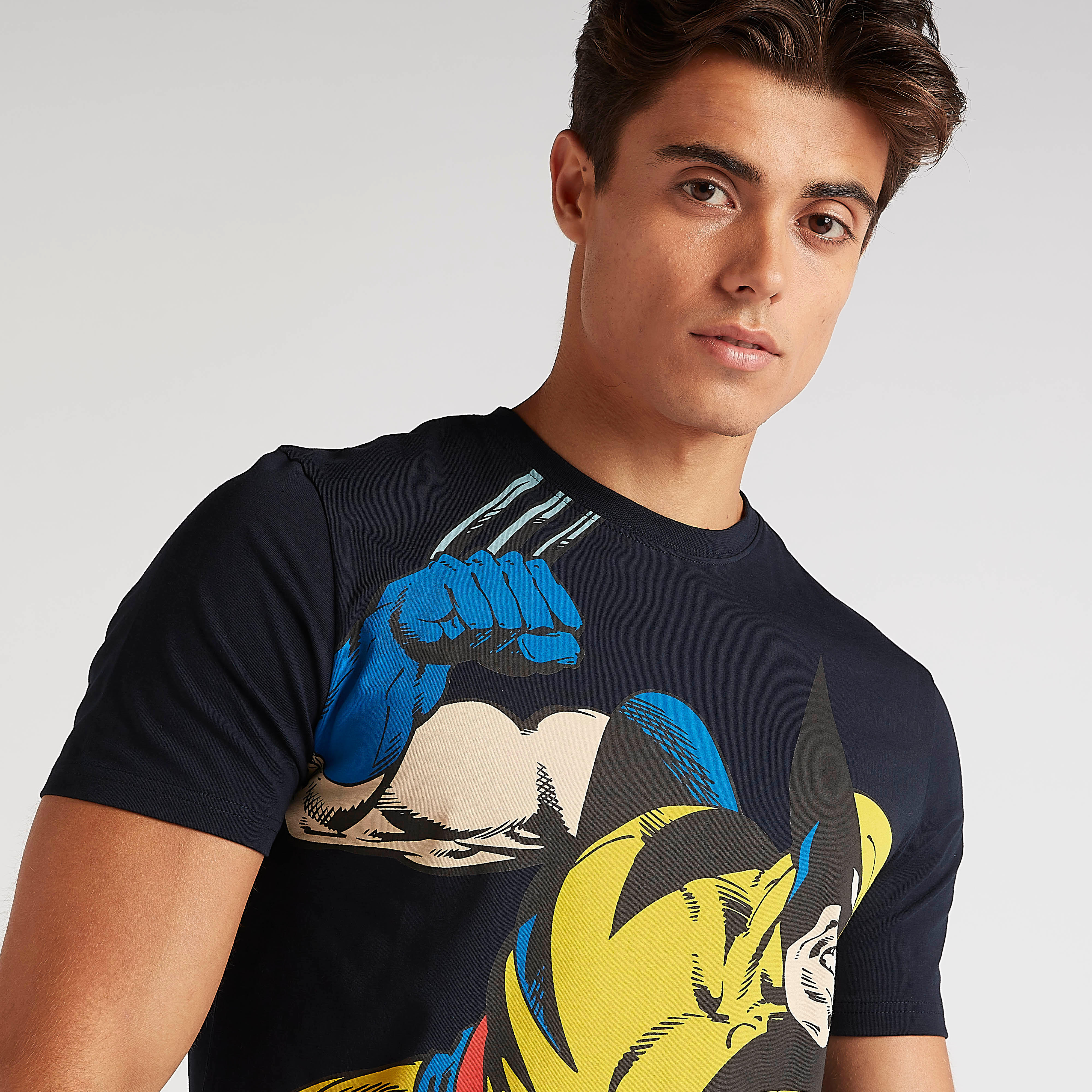 تيشيرت بياقة ضيّقة وأكمام قصيرة وطبعات اكس مان-men-clothing-tshirtsandpolos-tshirts-image-6