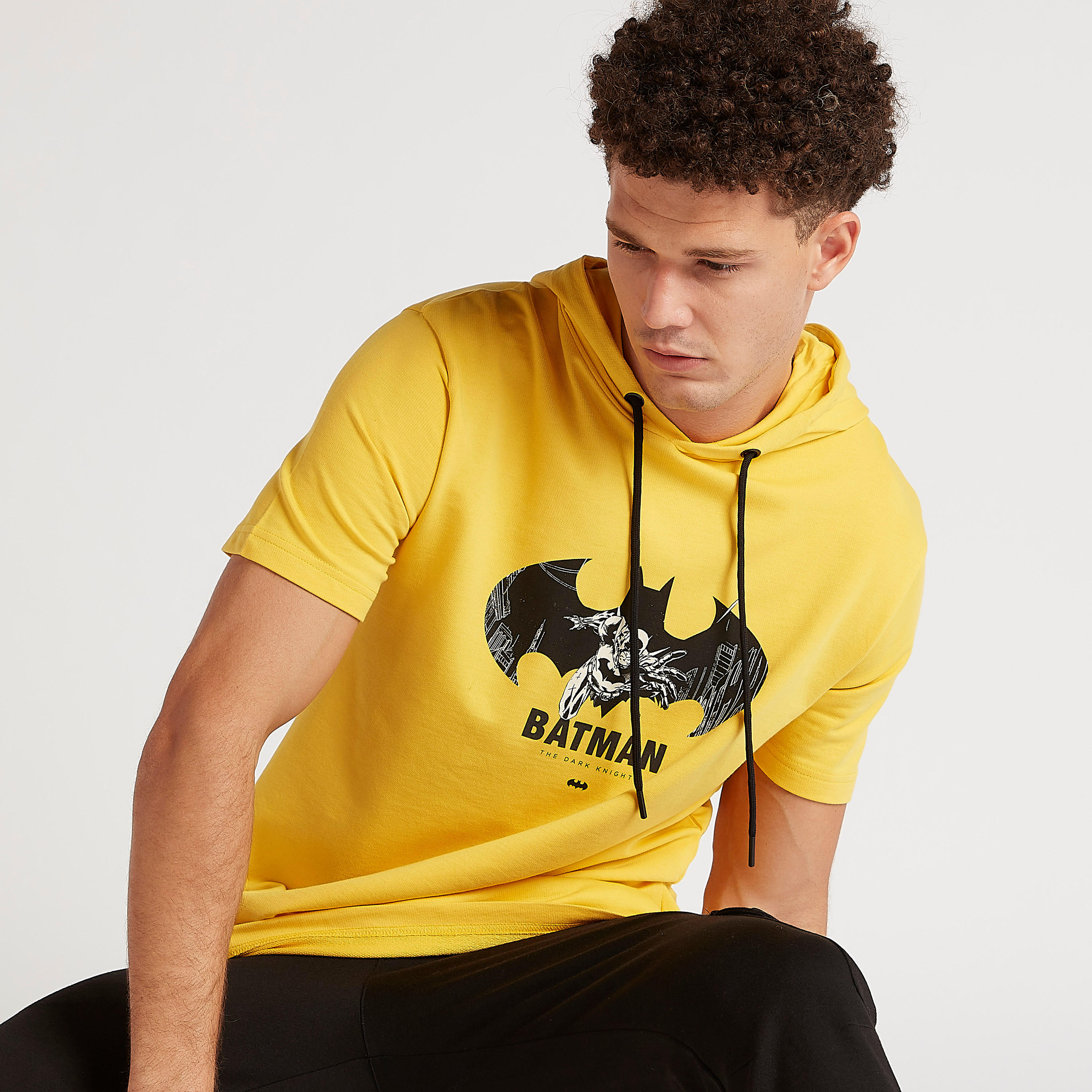 تيشيرت بقبّعة وأكمام قصيرة وطبعات باتمان-men-clothing-tshirtsandpolos-tshirts-image-6
