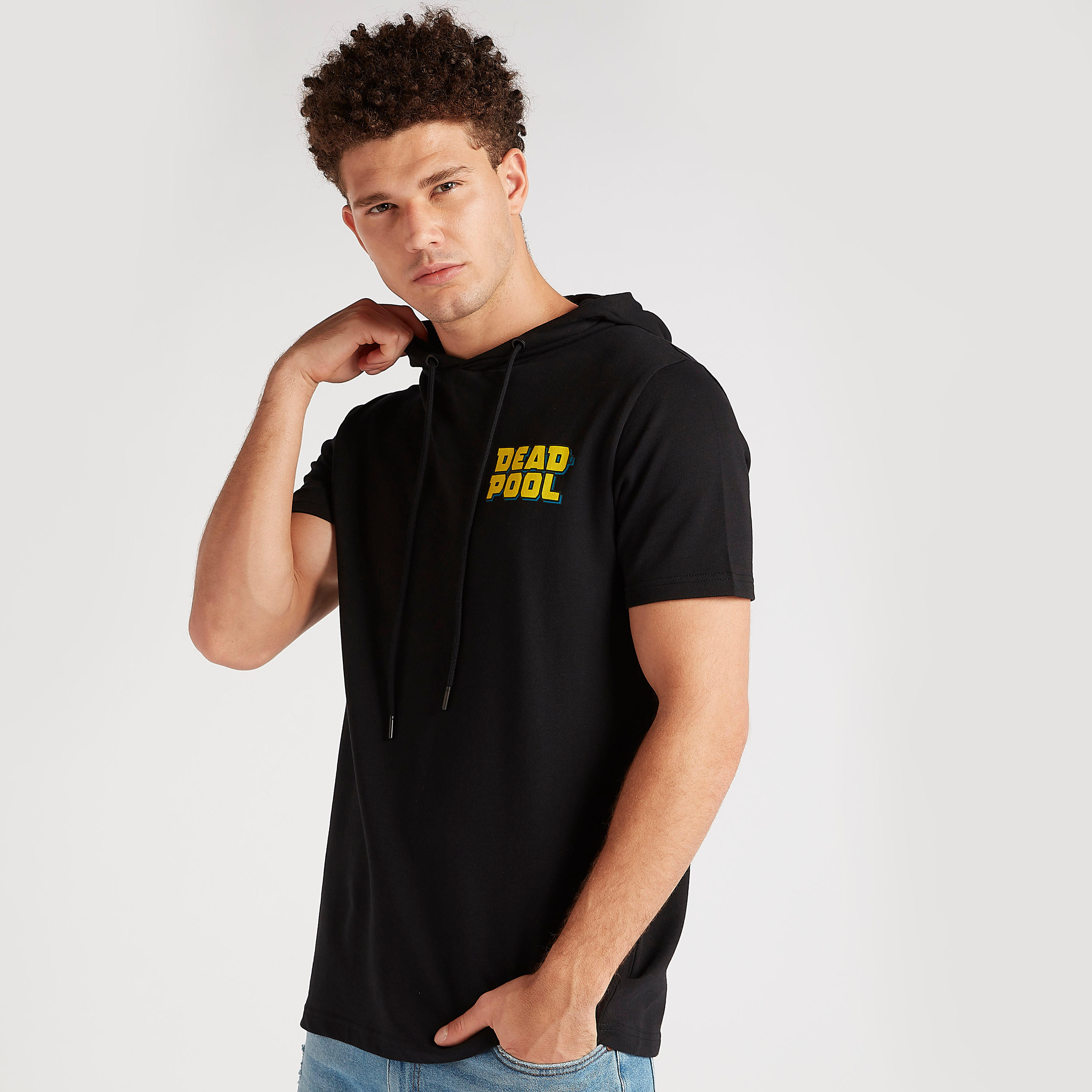 هودي بأكمام قصيرة وطبعات ديدبول-men-clothing-tshirtsandpolos-tshirts-image-1