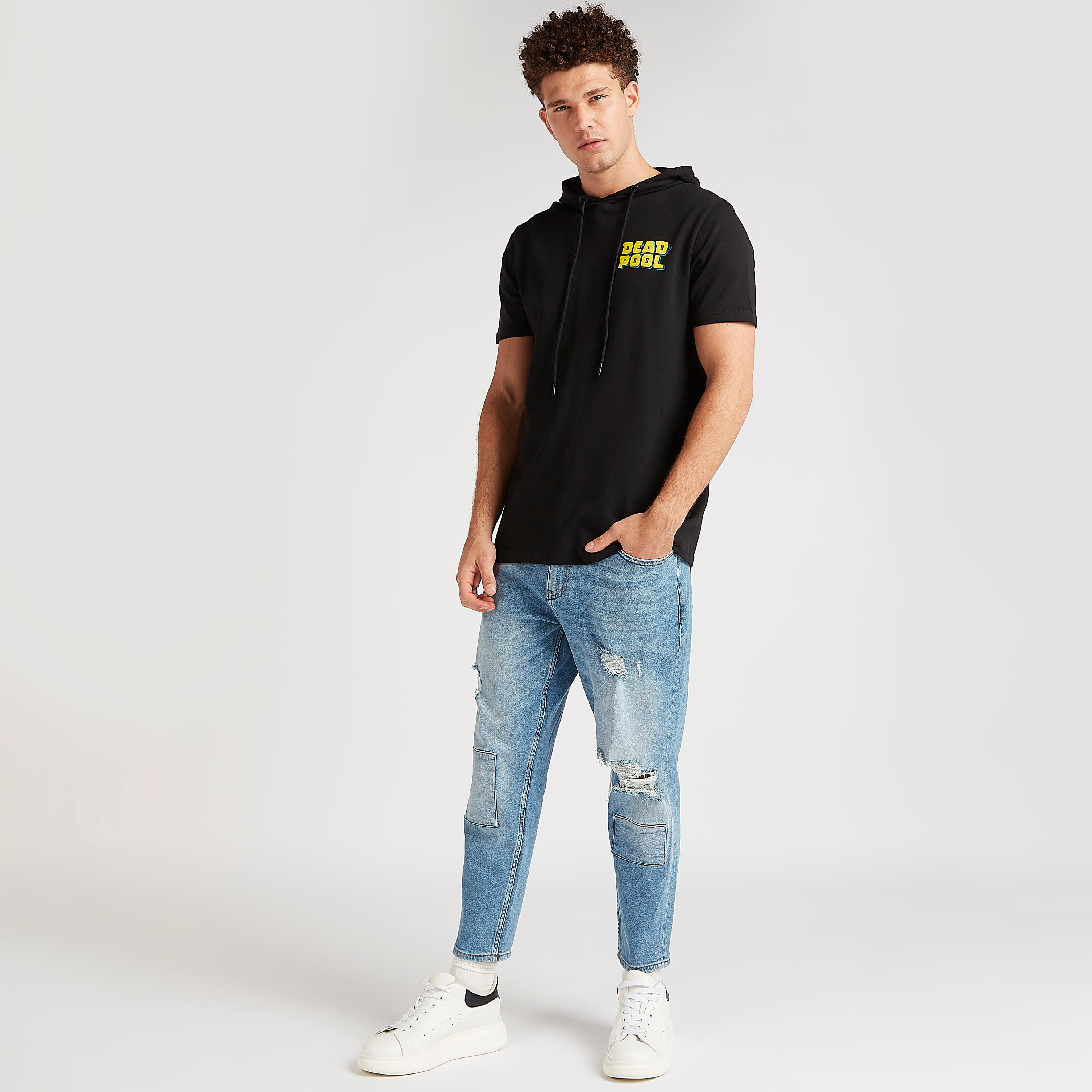هودي بأكمام قصيرة وطبعات ديدبول-men-clothing-tshirtsandpolos-tshirts-image-2