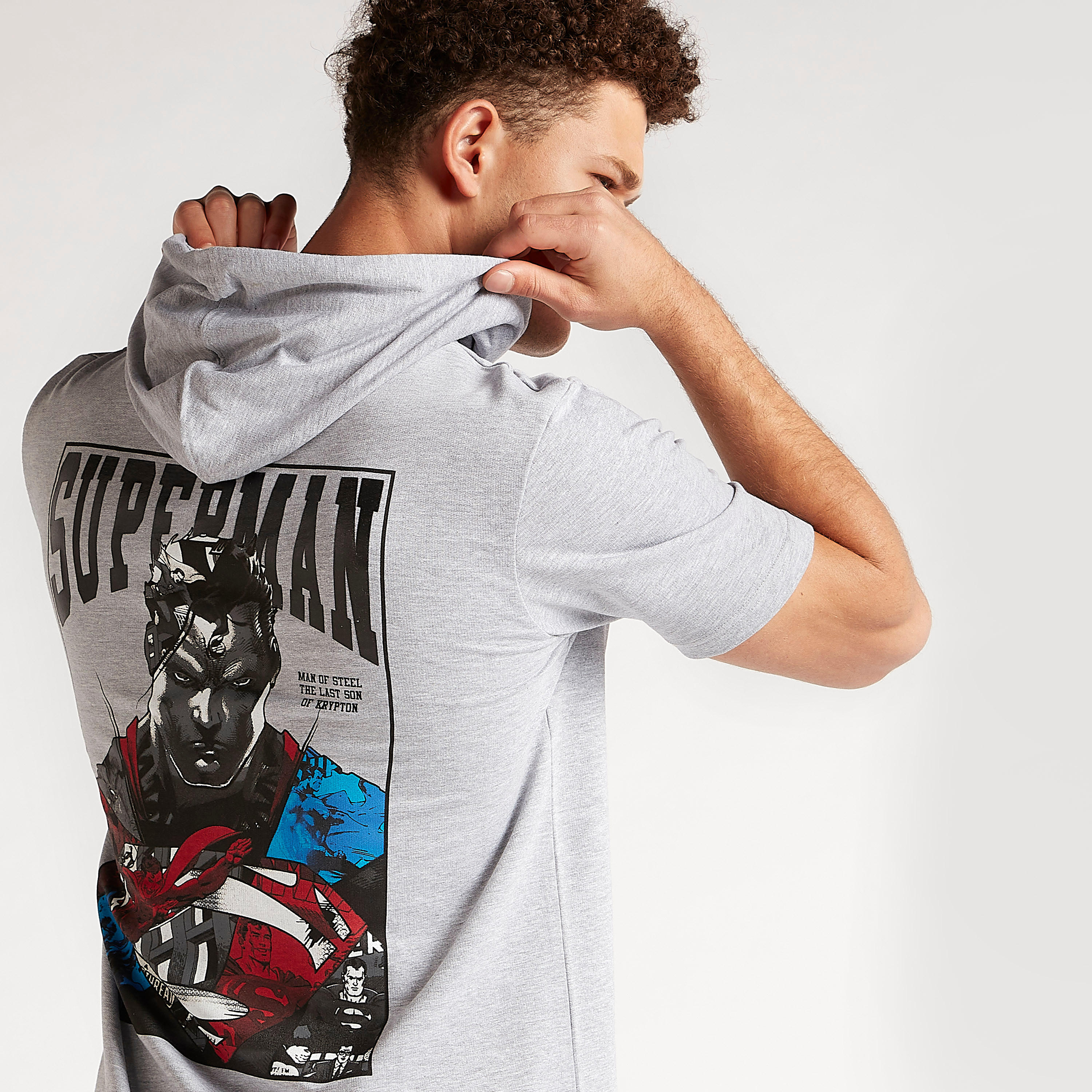 تيشيرت بقبّعة وأكمام قصيرة وطبعات سوبرمان-men-clothing-tshirtsandpolos-tshirts-image-3