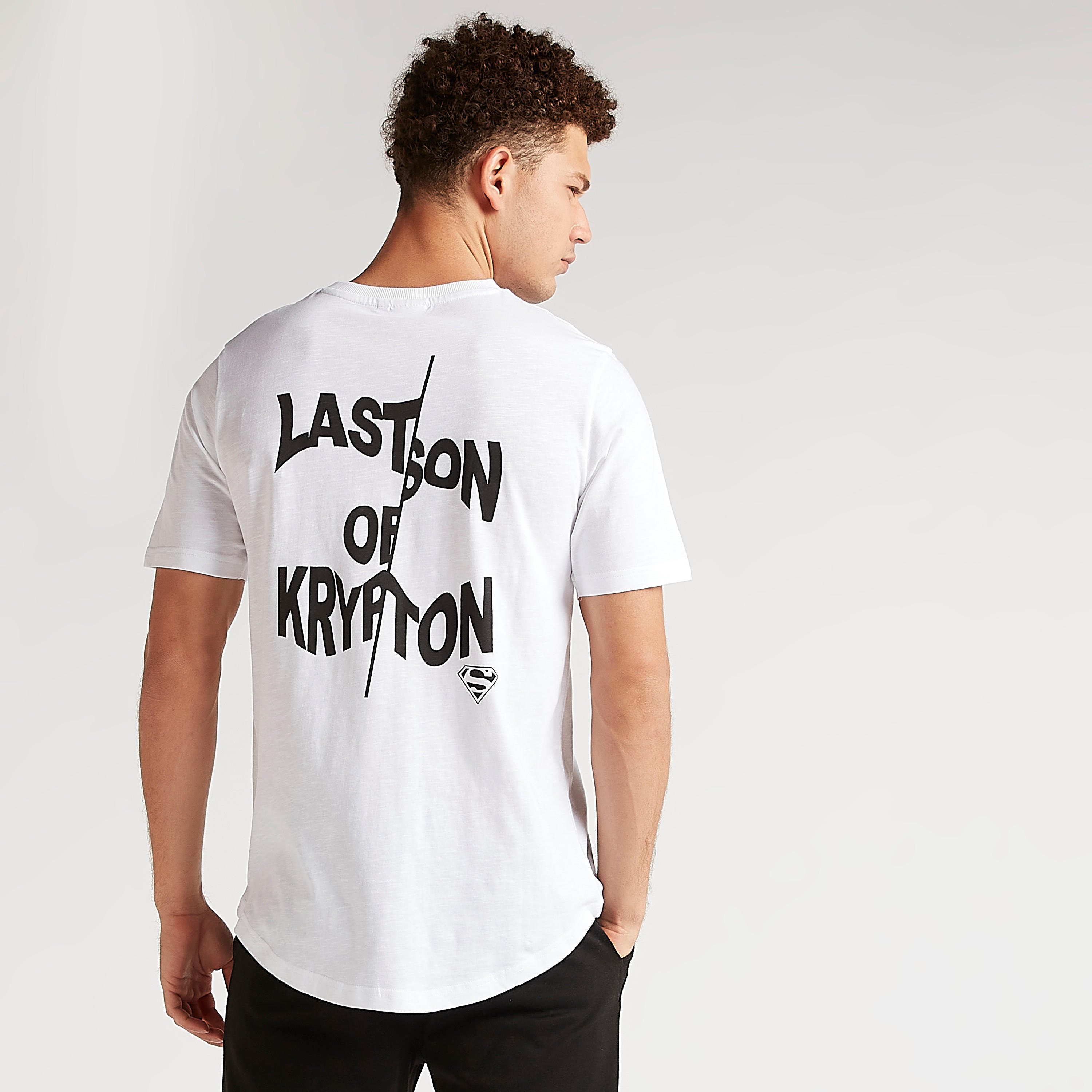 تيشيرت بياقة ضيّقة وطبعات سوبر مان-men-clothing-tshirtsandpolos-tshirts-image-6