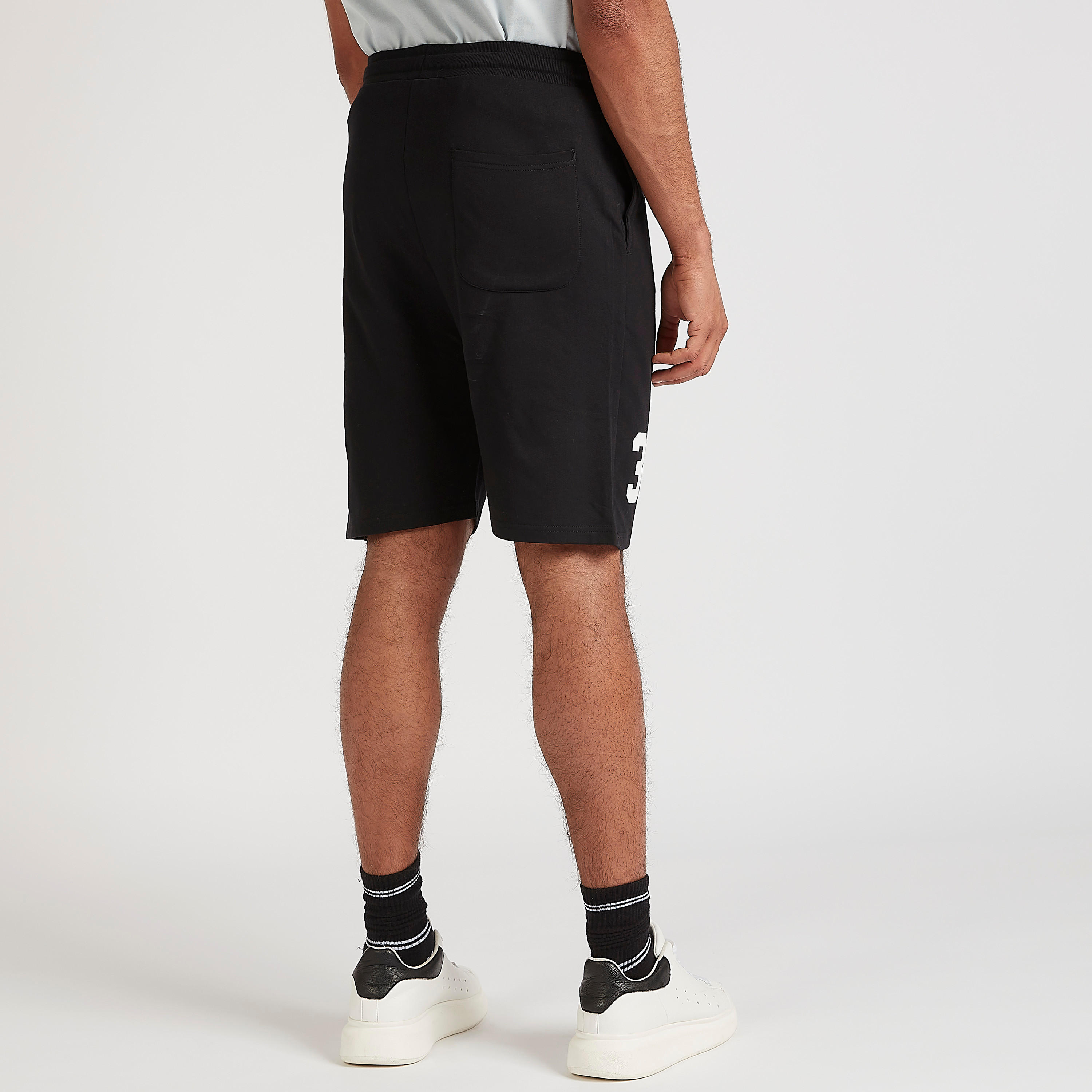 شورت بطبعات دارك نايت برباط إغلاق وخصر متوسّط الارتفاع-men-clothing-bottoms-shorts-image-4