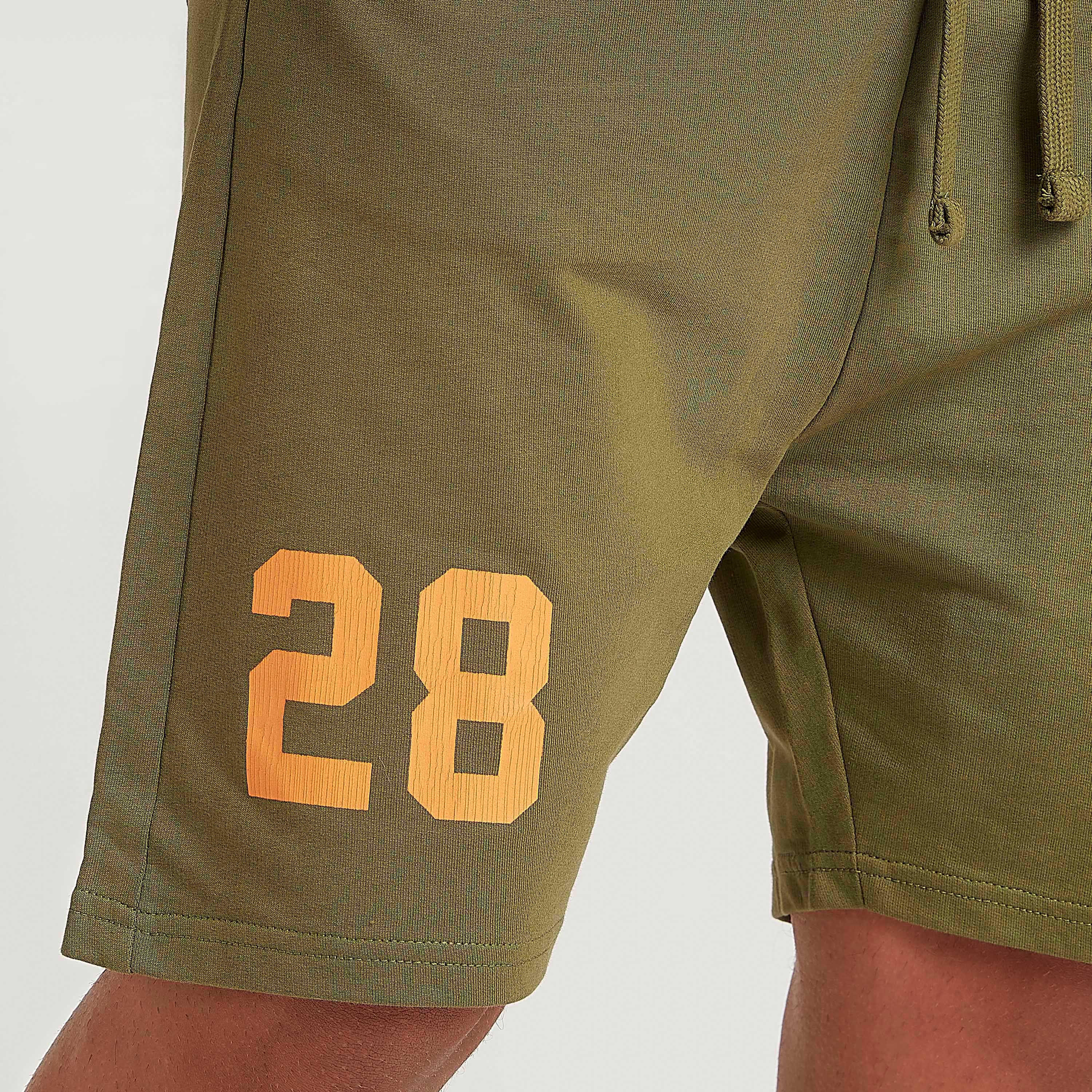 شورت بتطريز ميكي ماوس وخصر مطّاطي متوسّط الارتفاع وجيوب-men-clothing-bottoms-shorts-image-1