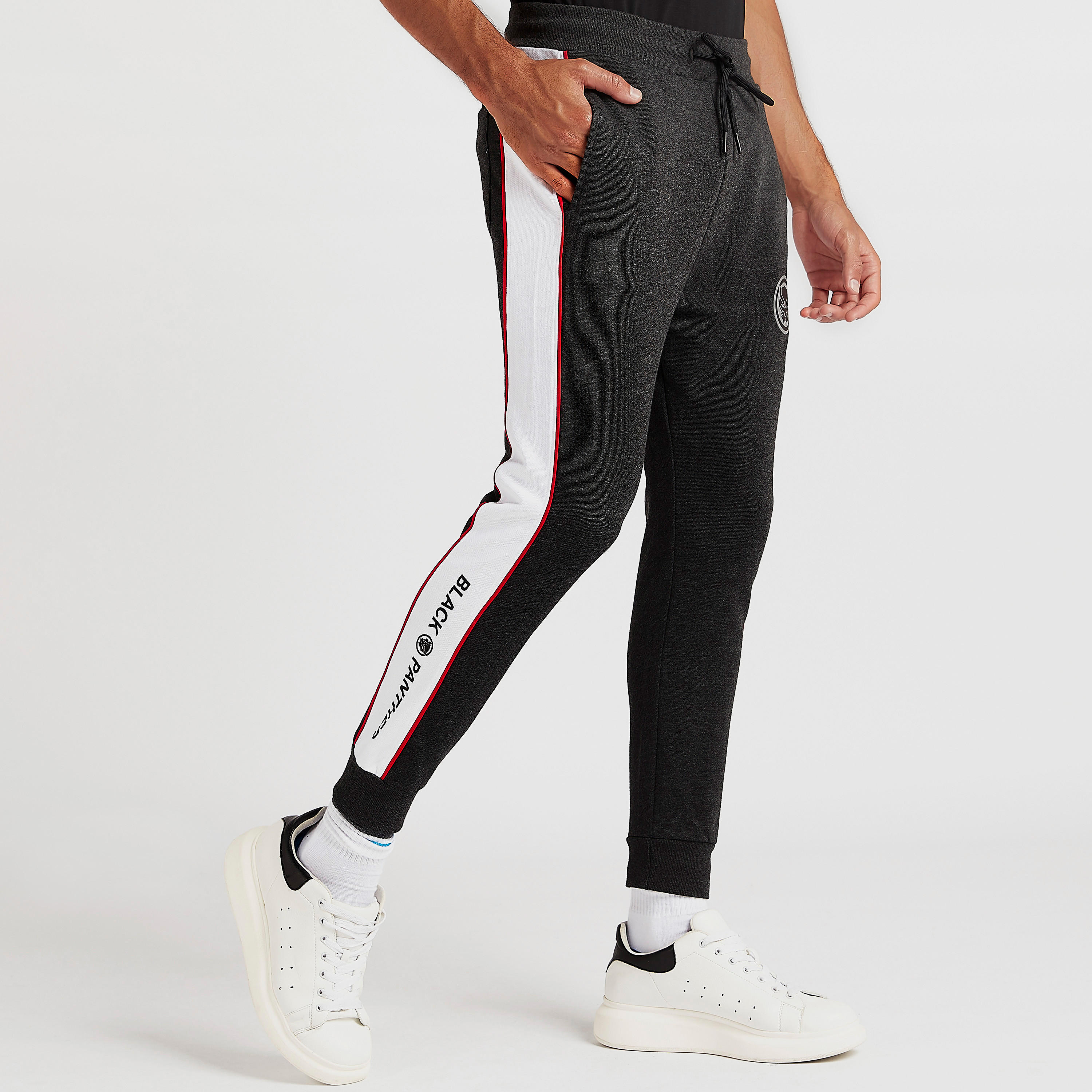 بنطلون رياضي برباط إغلاق وخصر متوسّط الارتفاع-men-clothing-bottoms-joggers-image-4