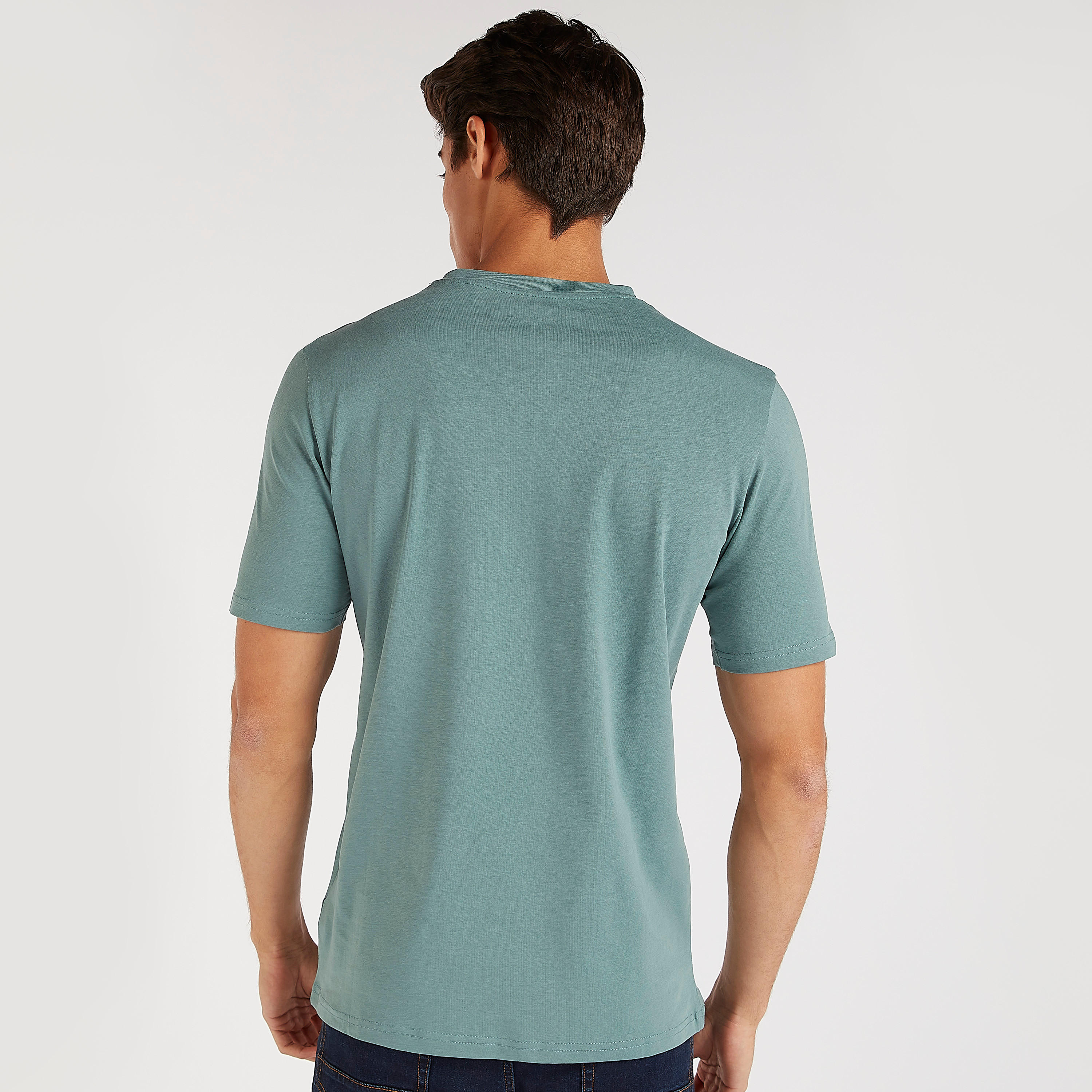 تيشيرت بياقة ضيّقة وأكمام قصيرة وطبعات ناسا-men-clothing-tshirtsandpolos-tshirts-image-4
