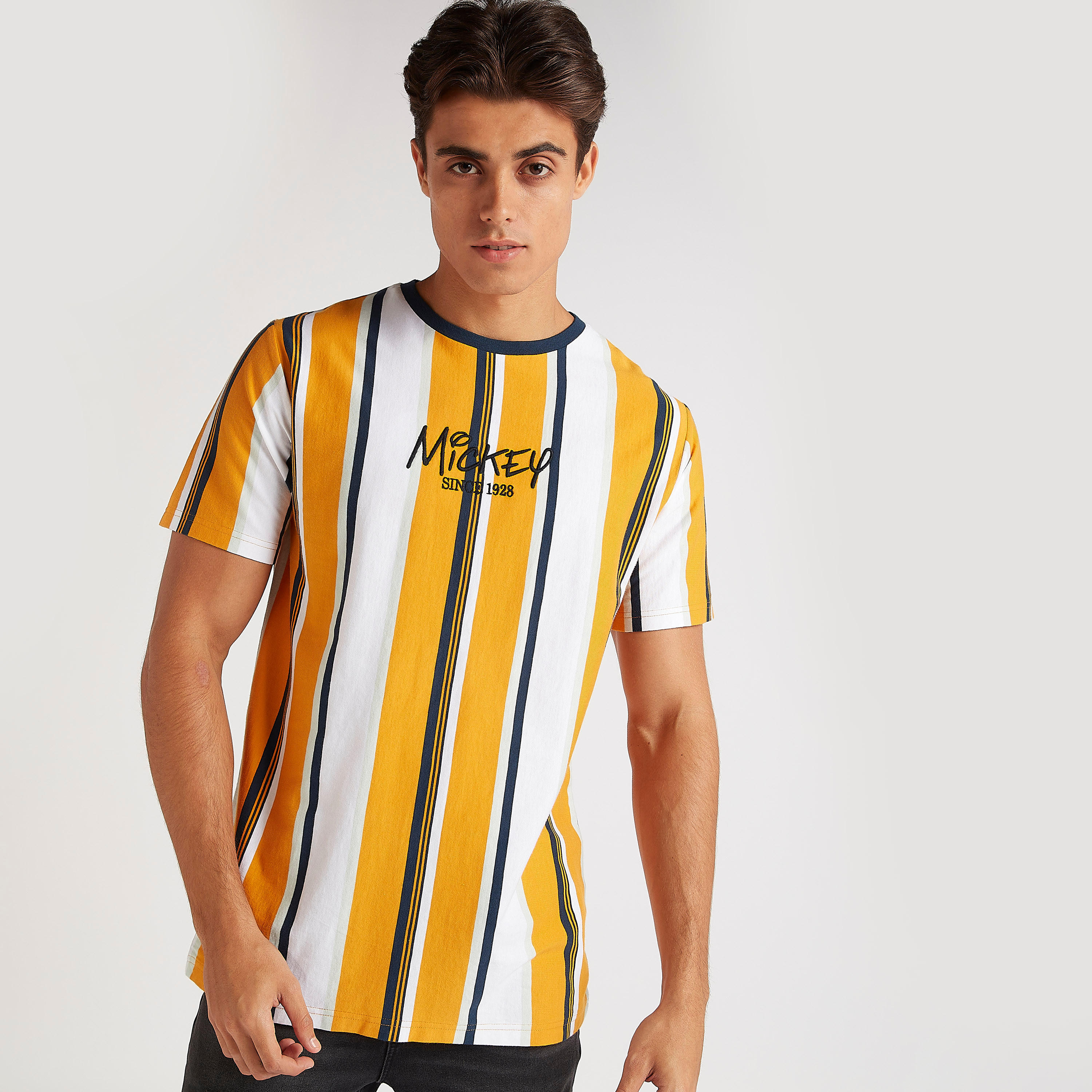 تيشيرت مخطّط بأكمام قصيرة وطبعات ميكي ماوس-men-clothing-tshirtsandpolos-tshirts-image-1