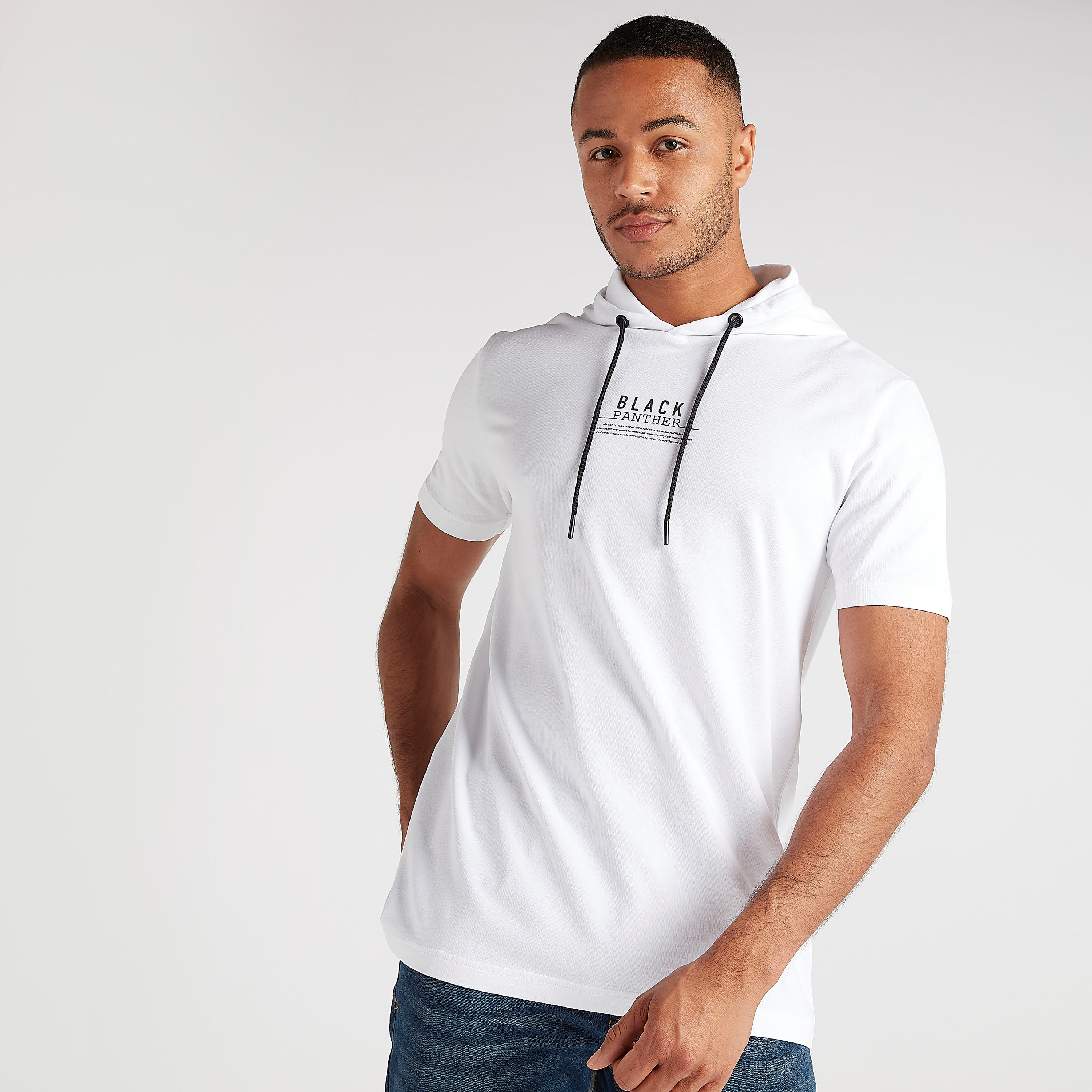 تيشيرت بقبّعة وأكمام قصيرة وطبعات-men-clothing-tshirtsandpolos-tshirts-image-1