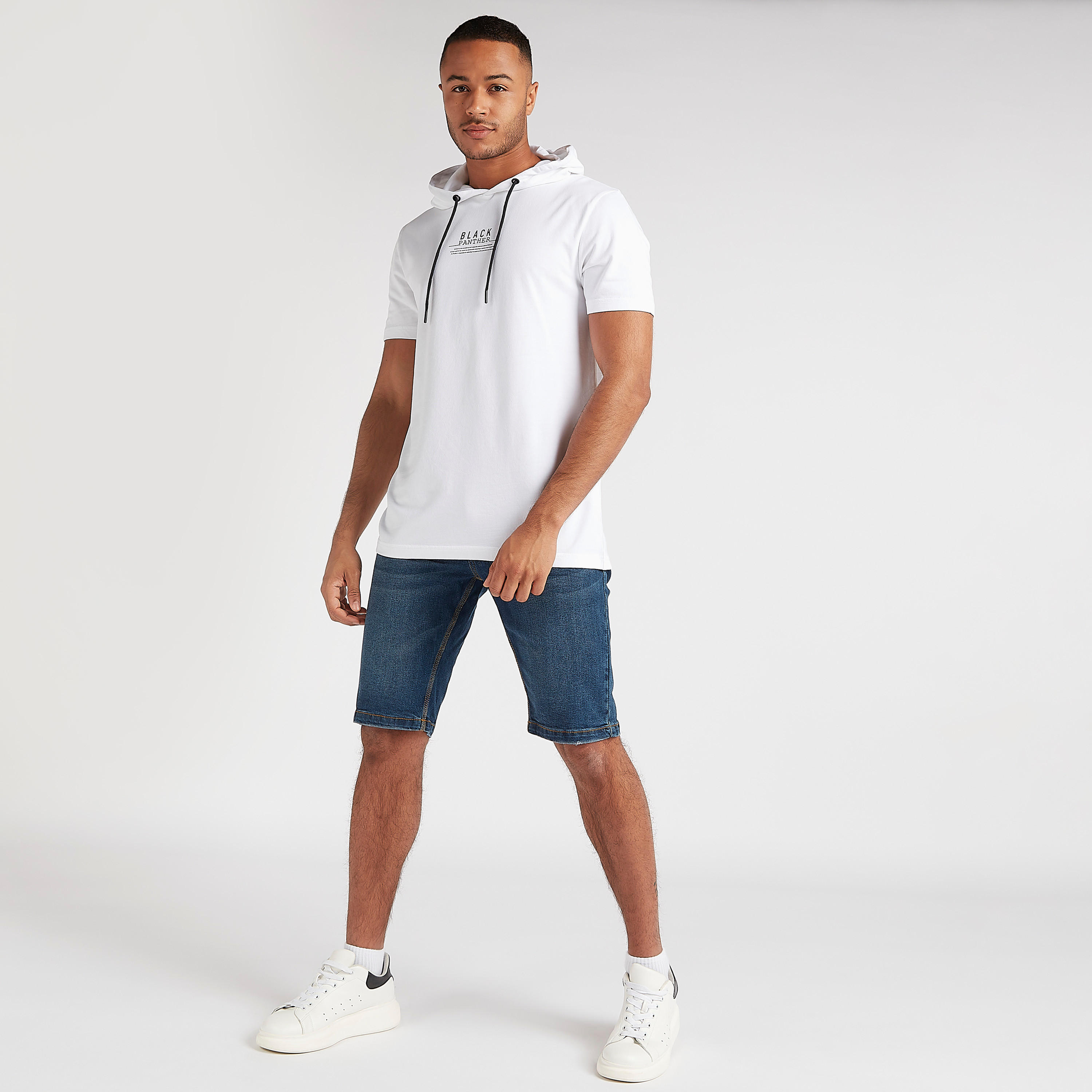 تيشيرت بقبّعة وأكمام قصيرة وطبعات-men-clothing-tshirtsandpolos-tshirts-image-2