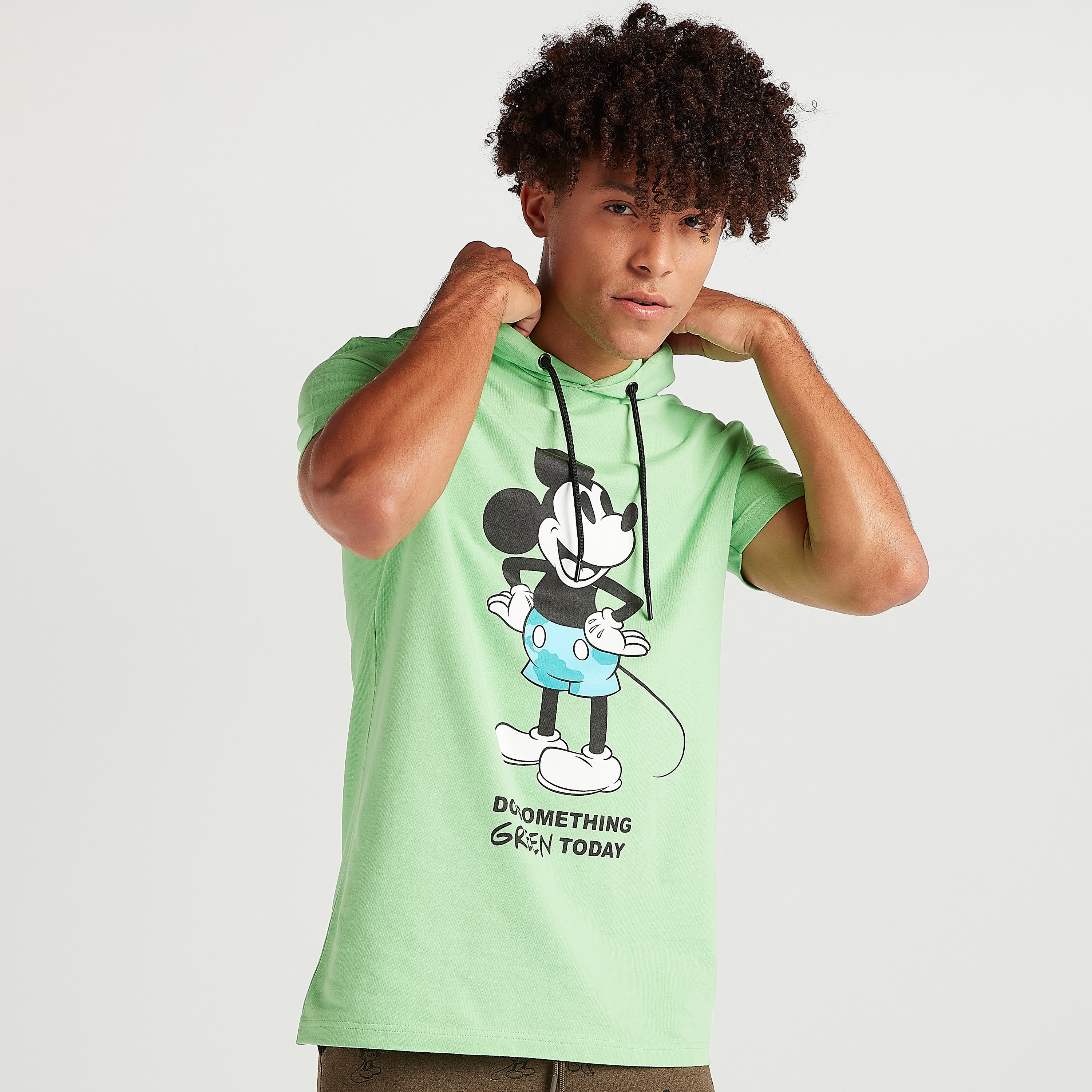 هودي بطبعات ميكي ماوس وأكمام قصيرة-men-clothing-tshirtsandpolos-tshirts-image-4