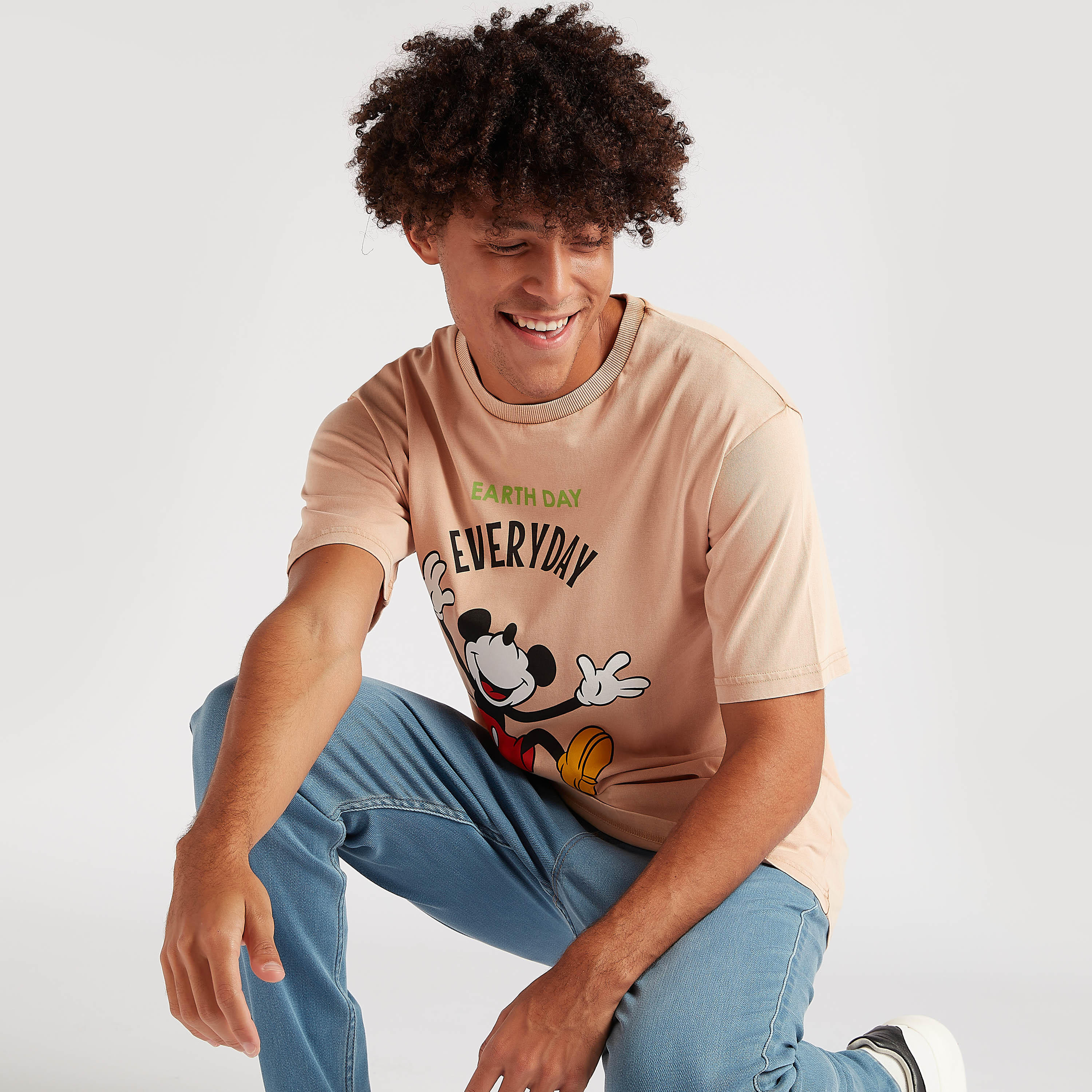 Mickey Mouse Print T-shirt with Short Sleeves-men-clothing-tshirtsandpolos-tshirts-image-1