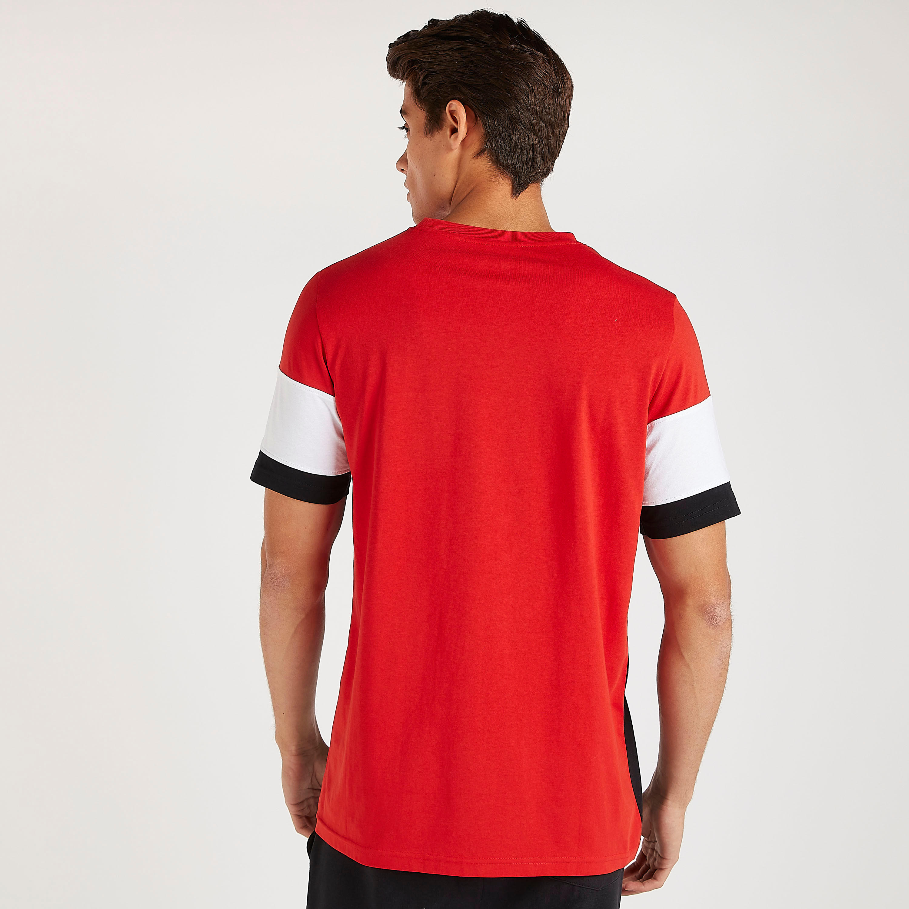 تيشيرت بياقة ضيقة وأكمام قصيرة وطبعات ناسا-men-clothing-tshirtsandpolos-tshirts-image-2