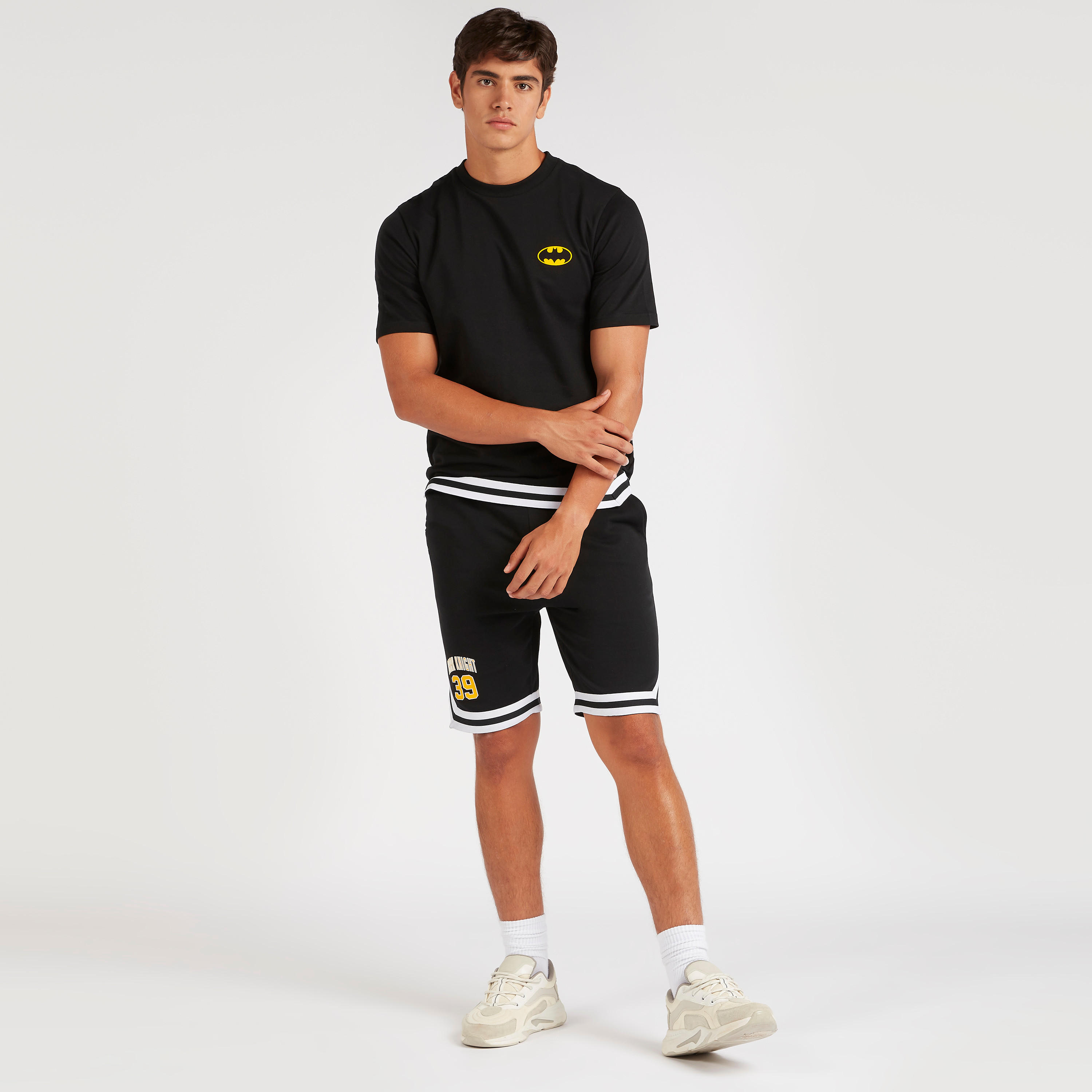 Batman Print Shorts with Drawstring Closure-men-clothing-bottoms-shorts-image-2