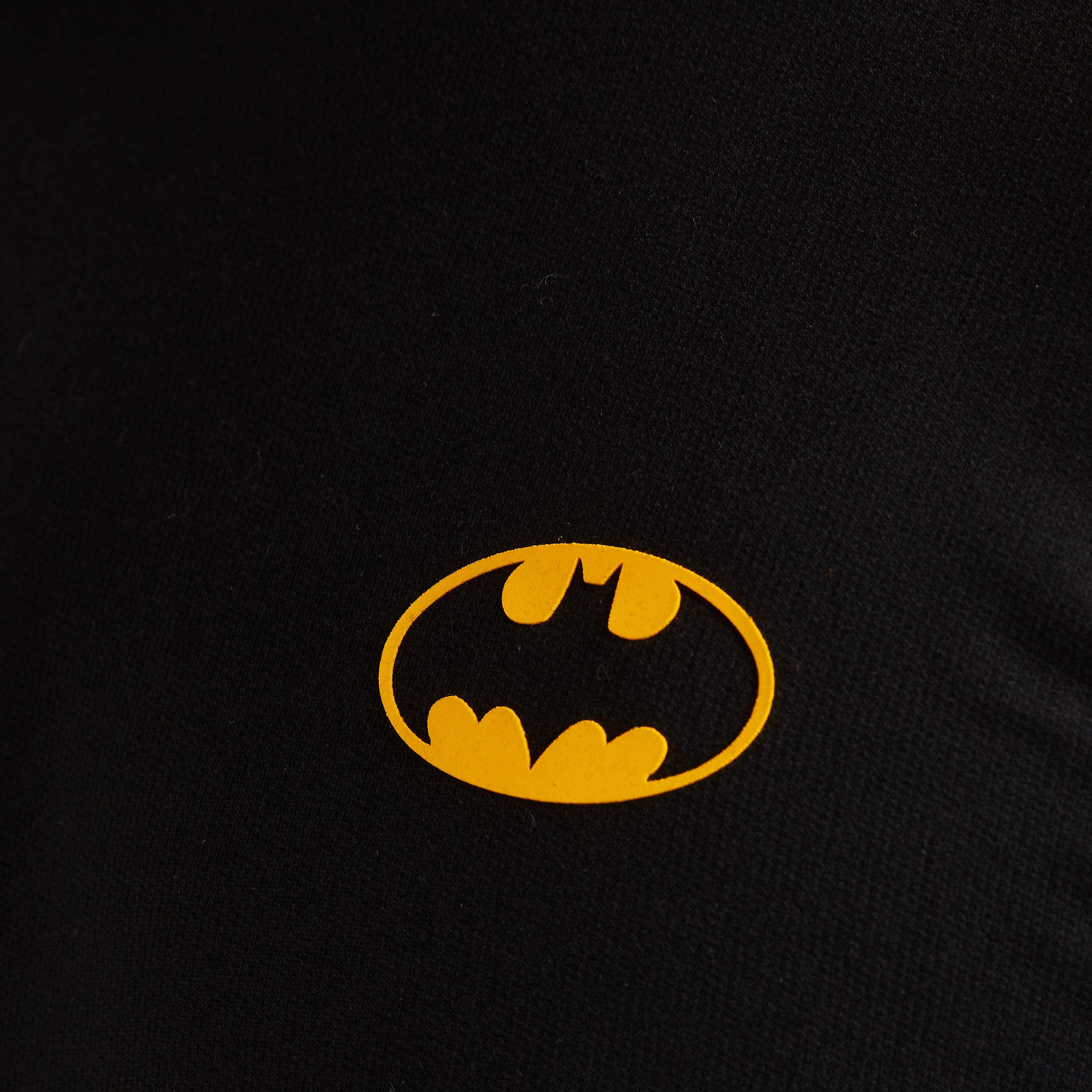 تيشيرت بياقة ضيّقة وأكمام قصيرة وطبعات باتمان-men-clothing-tshirtsandpolos-tshirts-image-3