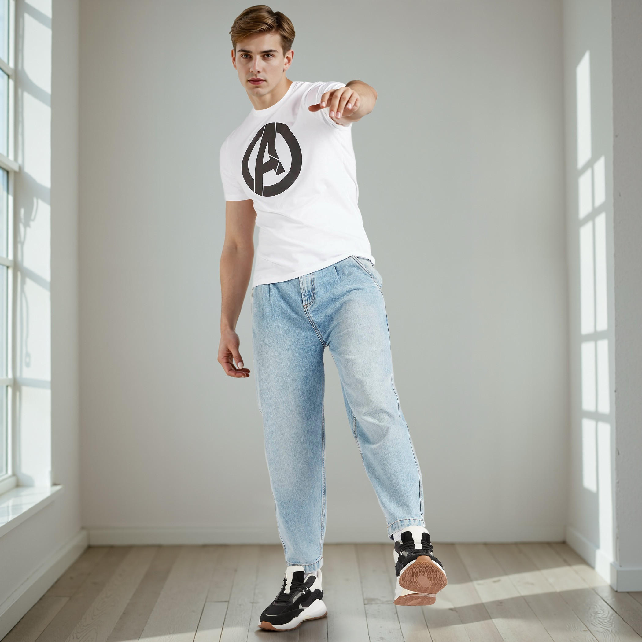 تيشيرت بياقة ضيّقة وأكمام قصيرة وطبعات أفينجرز-men-clothing-tshirtsandpolos-tshirts-image-6