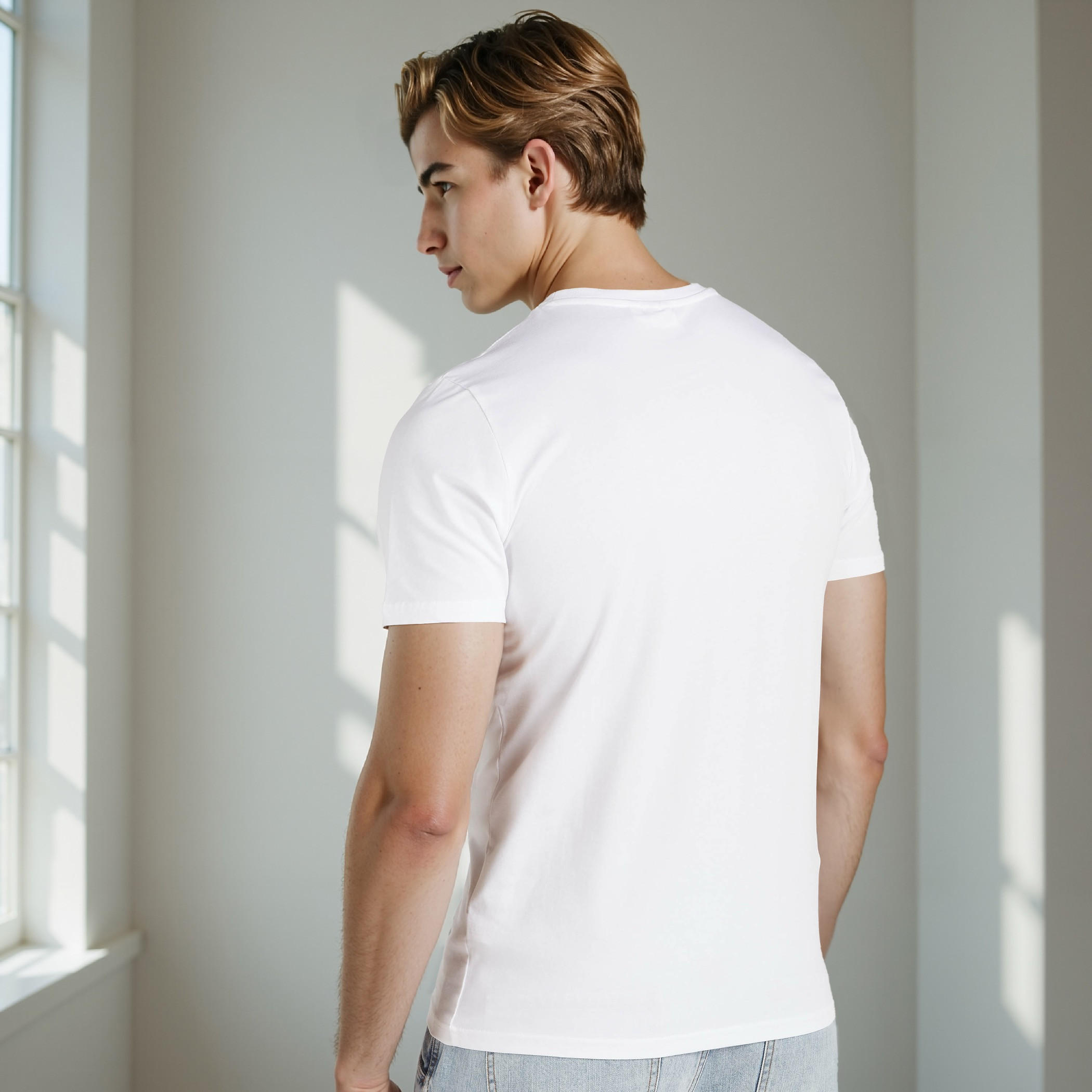 تيشيرت بياقة ضيّقة وأكمام قصيرة وطبعات أفينجرز-men-clothing-tshirtsandpolos-tshirts-image-3