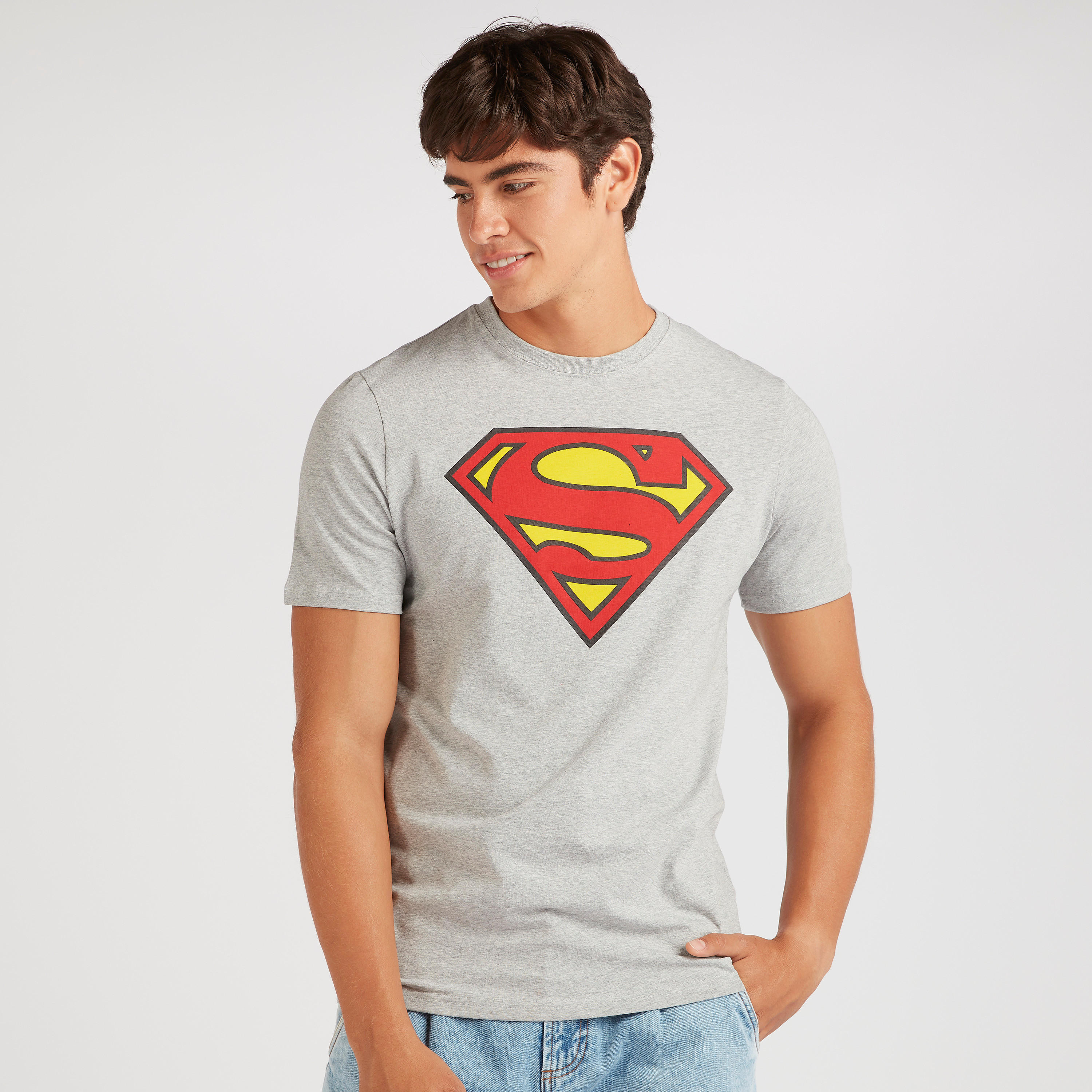 تيشيرت بياقة ضيّقة وأكمام قصيرة وطبعات سوبرمان-men-clothing-tshirtsandpolos-tshirts-image-1