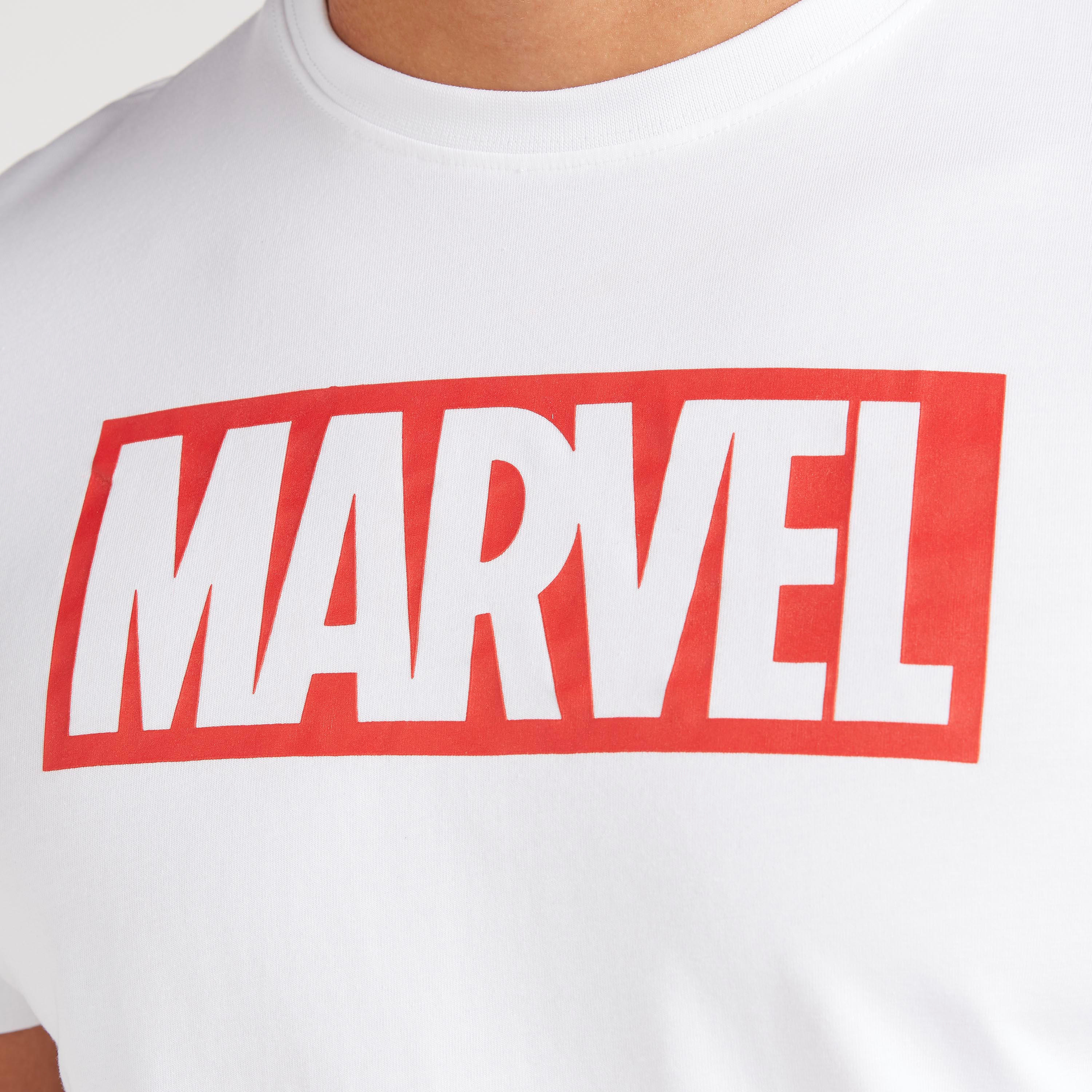 تيشيرت بياقة ضيّقة وأكمام قصيرة وطبعات مارفل-men-clothing-tshirtsandpolos-tshirts-image-2
