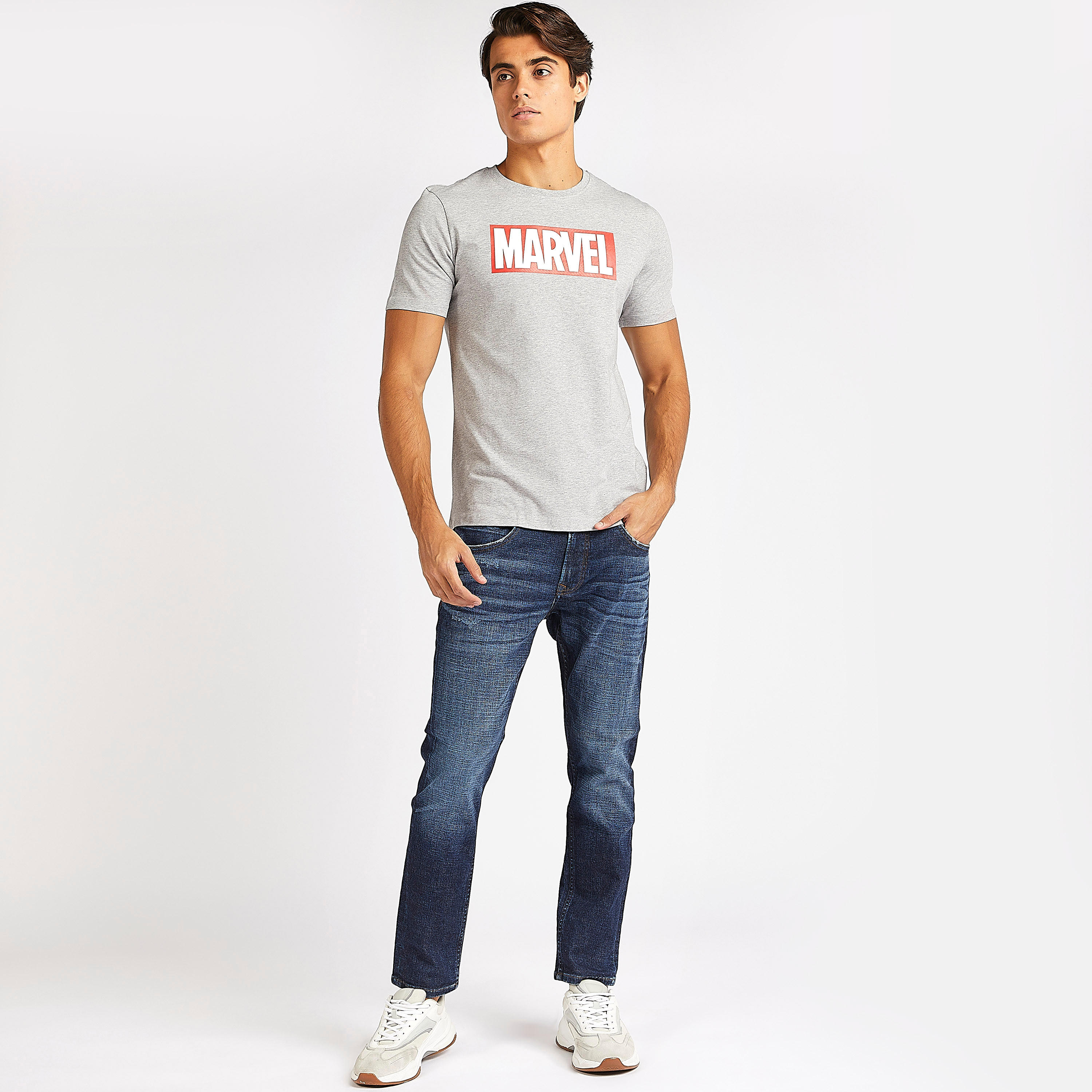 Marvel Print T-shirt with Short Sleeves and Crew Neck-men-clothing-tshirtsandpolos-tshirts-image-2