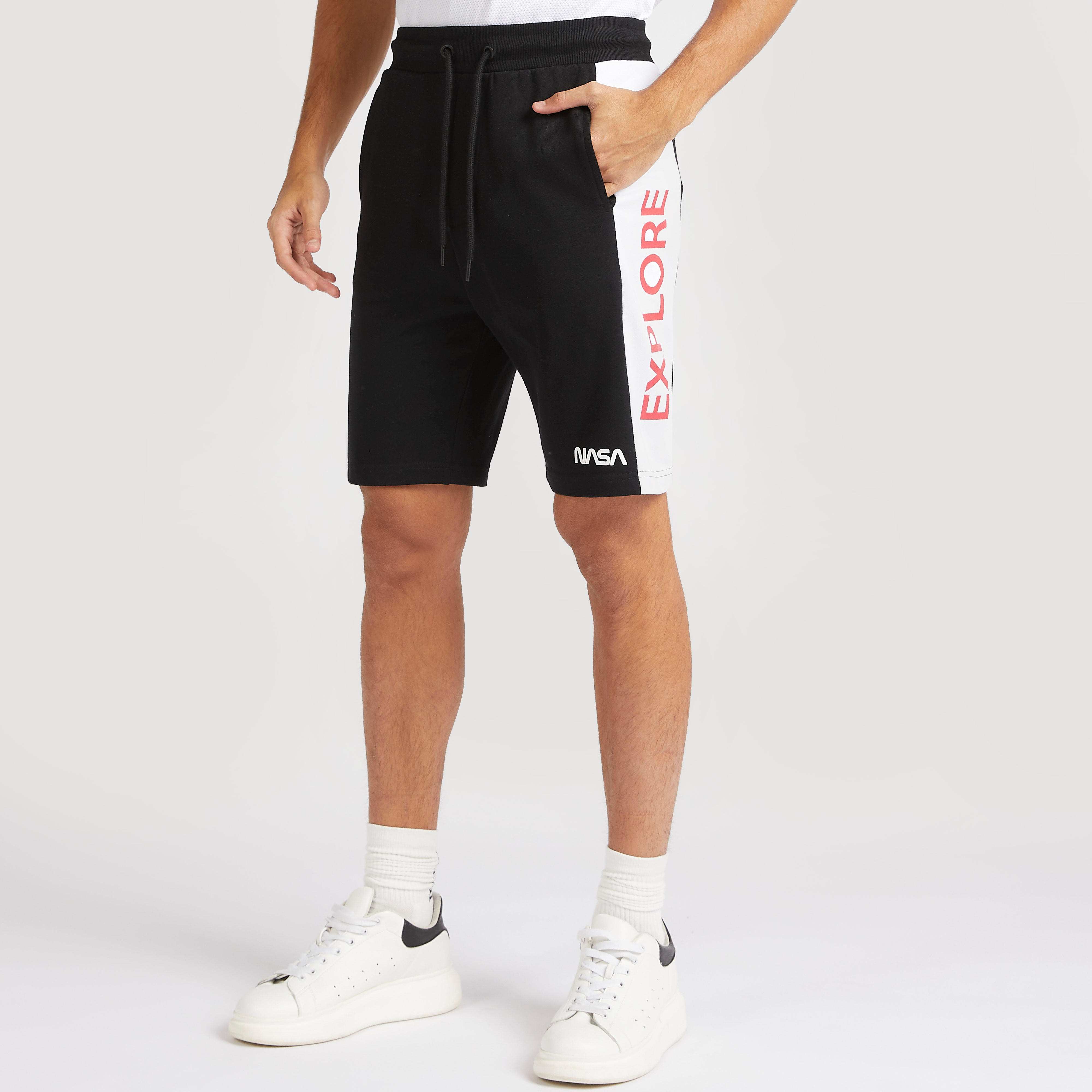 شورت برباط إغلاق وخصر متوسط الارتفاع وطبعات ناسا-men-clothing-bottoms-shorts-image-1