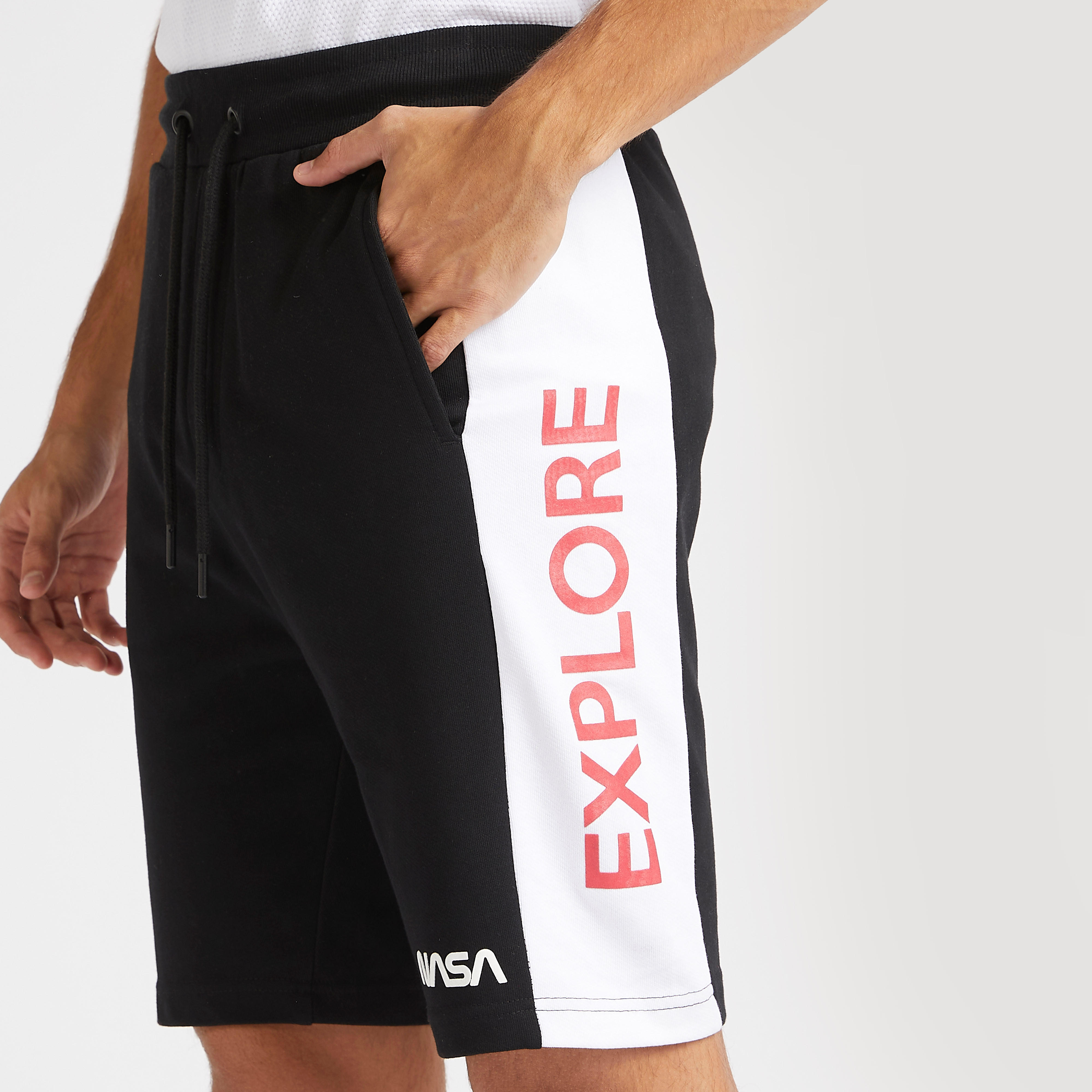 شورت برباط إغلاق وخصر متوسط الارتفاع وطبعات ناسا-men-clothing-bottoms-shorts-image-3
