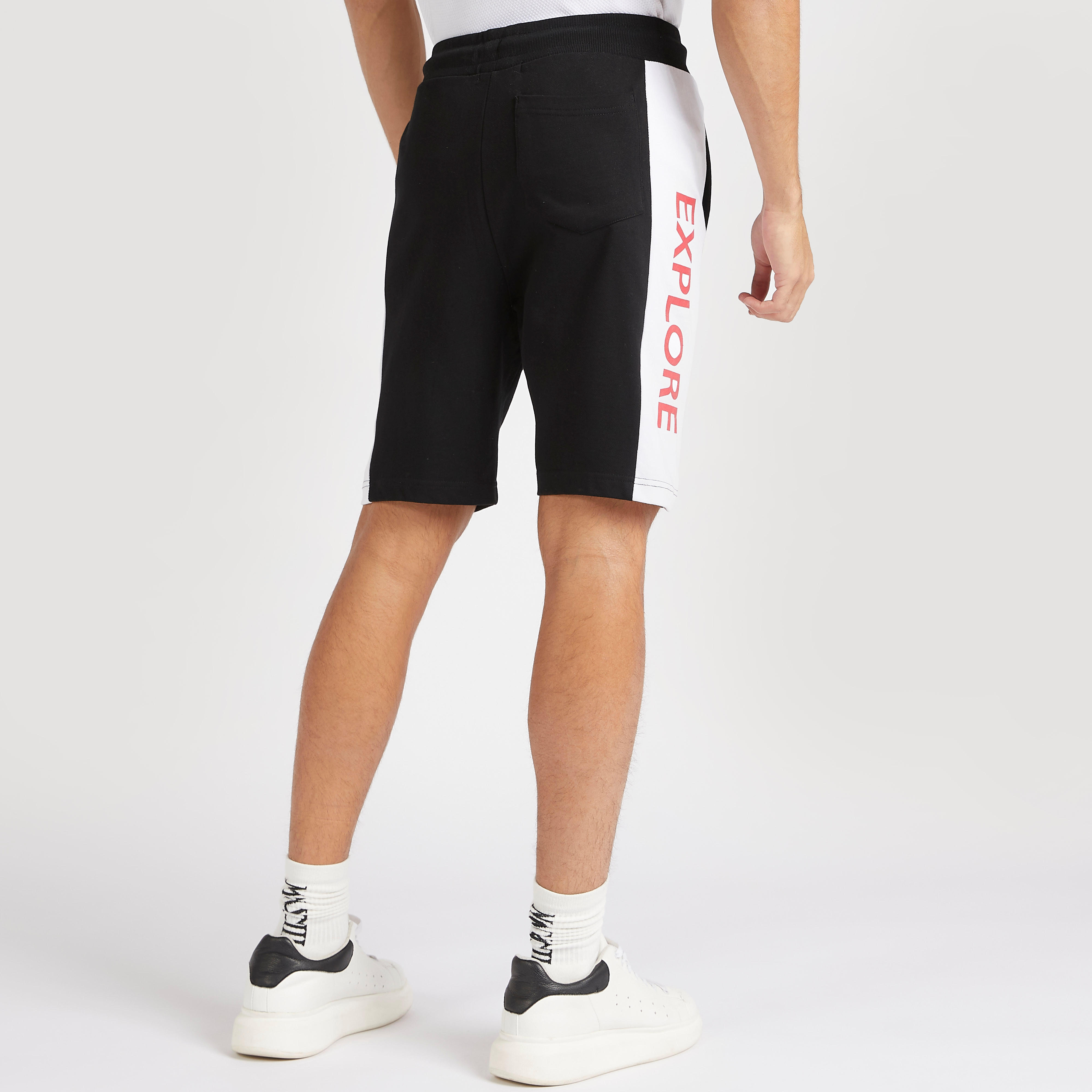 شورت برباط إغلاق وخصر متوسط الارتفاع وطبعات ناسا-men-clothing-bottoms-shorts-image-4