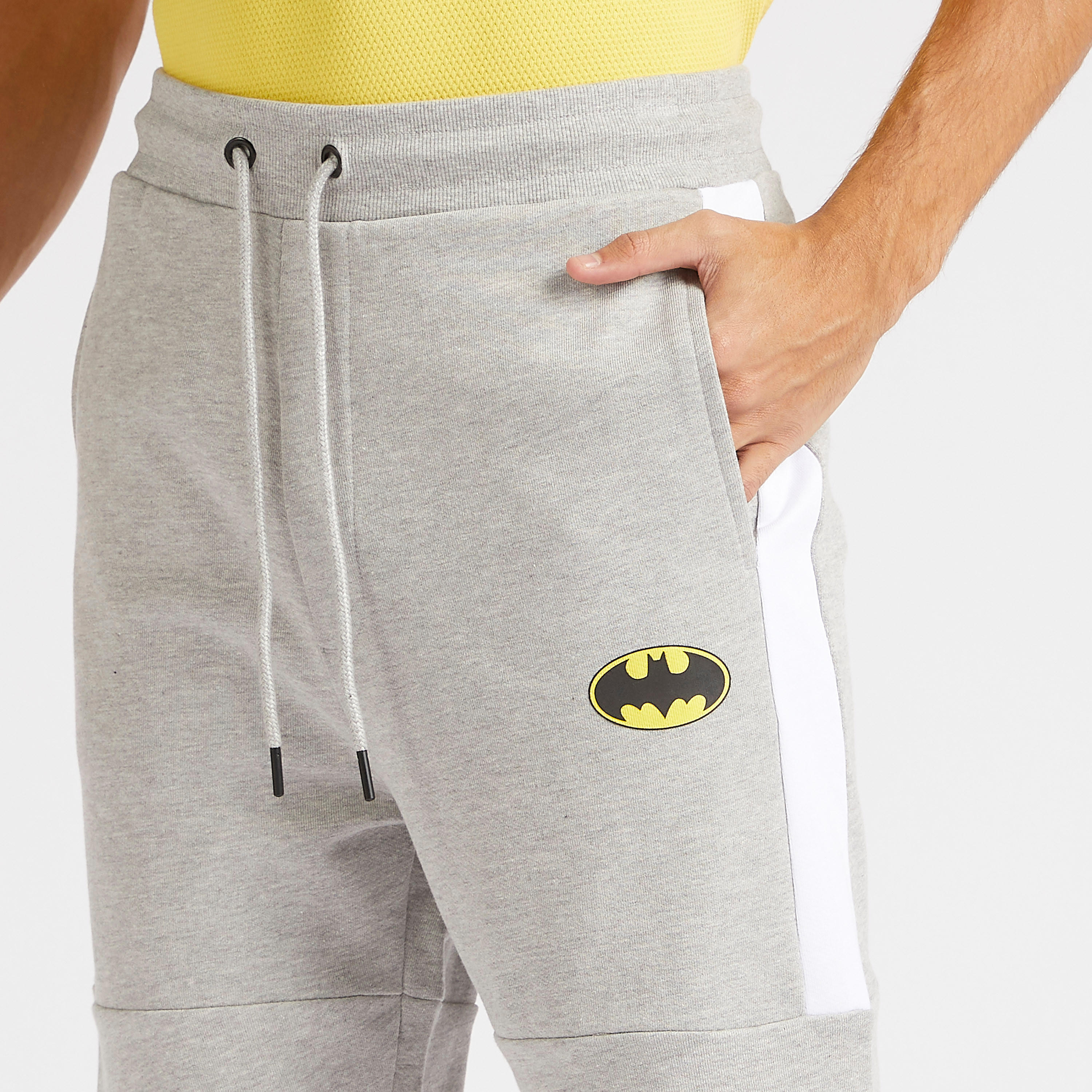 Batman Print Shorts with Pockets and Drawstring Closure-men-clothing-bottoms-shorts-image-3
