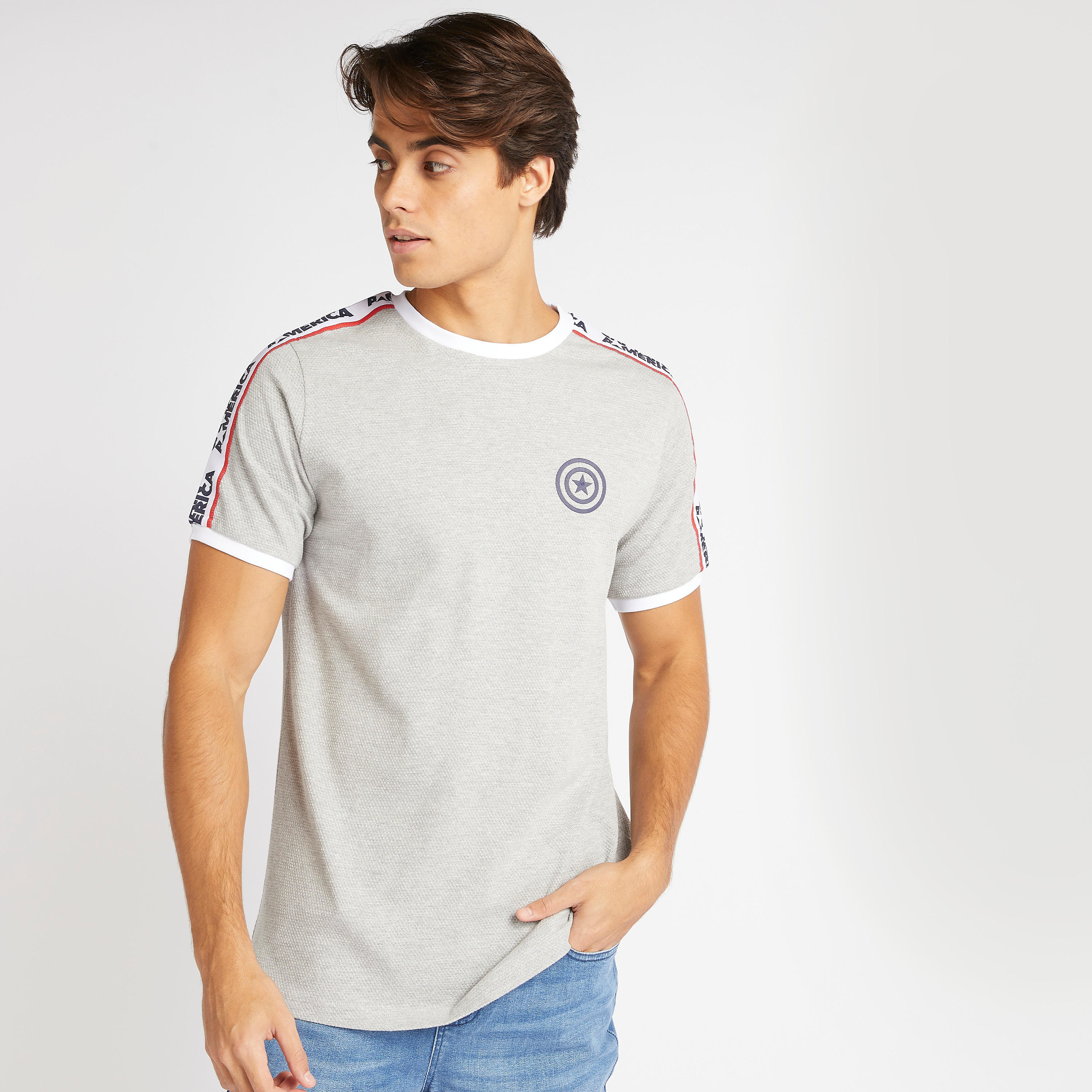 تيشيرت بأكمام قصيرة وطبعات كابتن أميريكا-men-clothing-tshirtsandpolos-tshirts-image-1