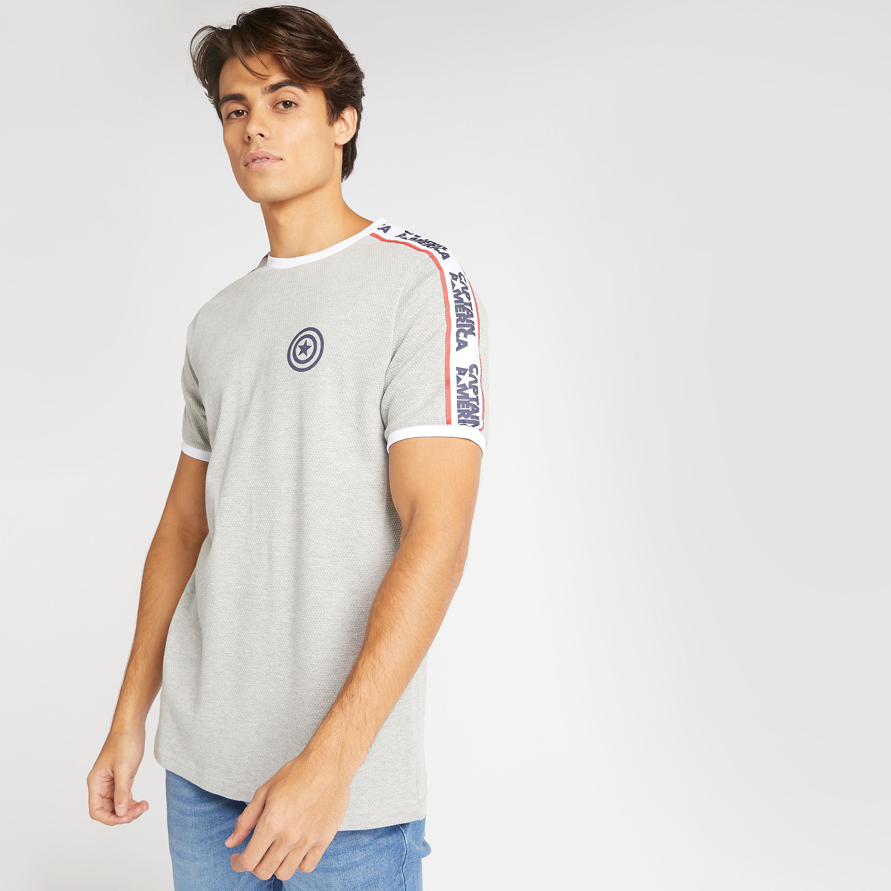 تيشيرت بأكمام قصيرة وطبعات كابتن أميريكا-men-clothing-tshirtsandpolos-tshirts-image-6