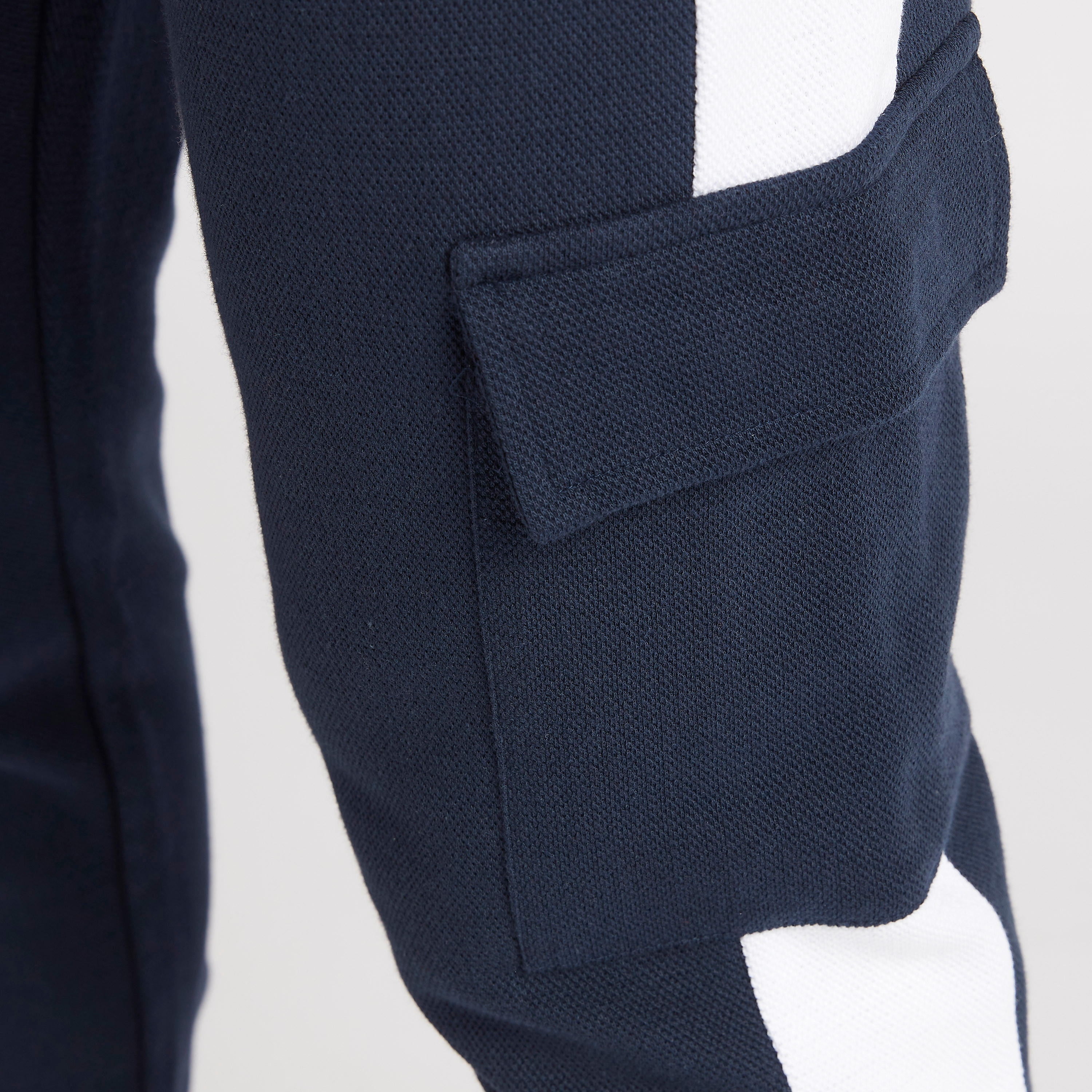 بنطلون رياضي بخصر متوسّط الارتفاع وجيوب وطبعات أفينجرز-men-clothing-bottoms-joggers-image-5