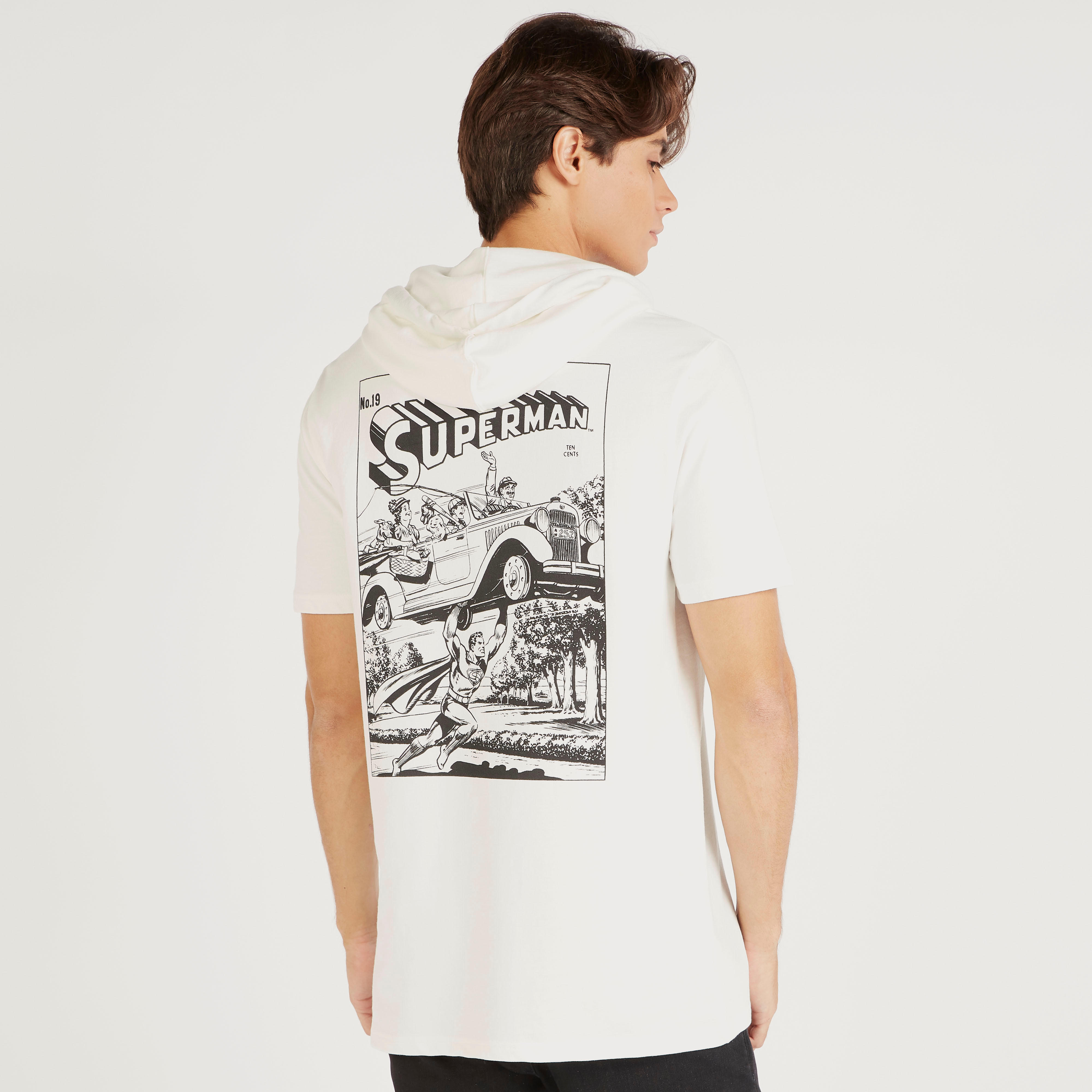 تيشيرت بقبّعة وأكمام قصيرة وطبعات سوبر مان-men-clothing-tshirtsandpolos-tshirts-image-4