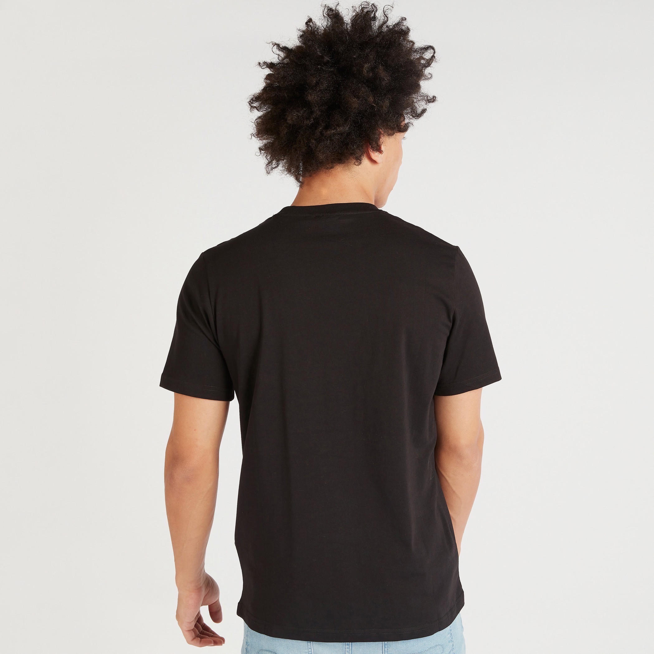 تيشيرت بياقة ضيقة وأكمام قصيرة وطبعات لوني تيونز-men-clothing-tshirtsandpolos-tshirts-image-4