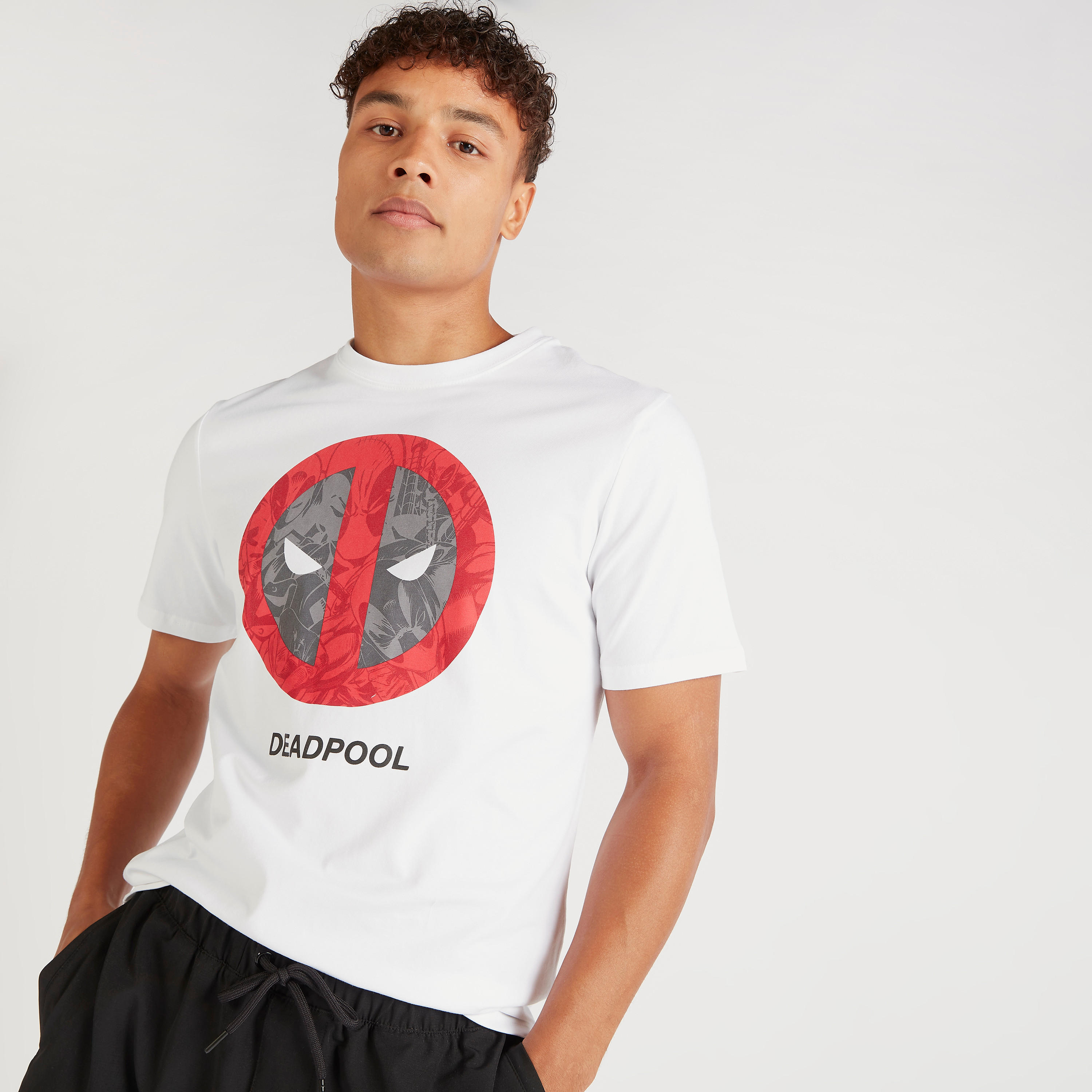 Deadpool Print Crew Neck T-shirt with Short Sleeves-men-clothing-tshirtsandpolos-tshirts-image-1