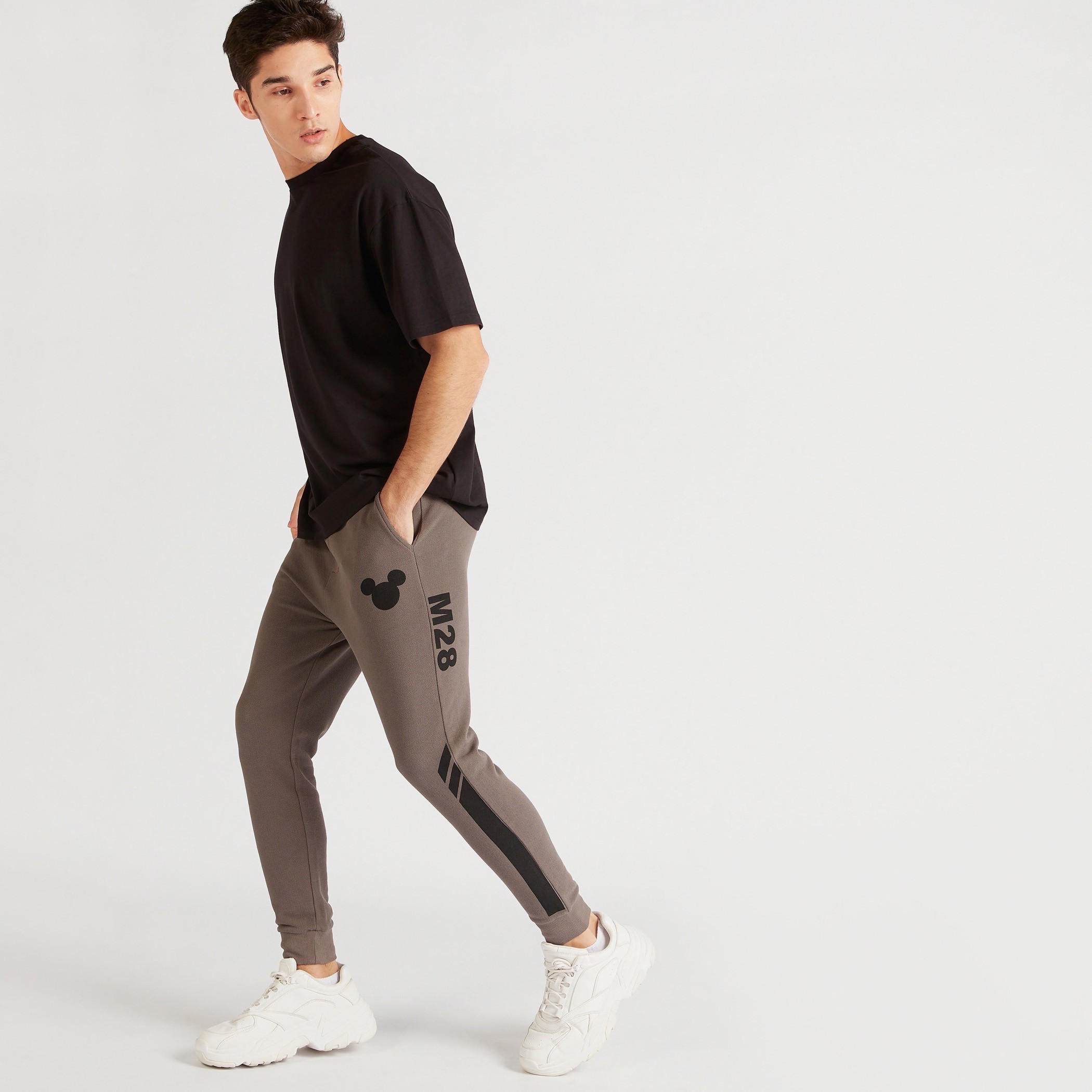 Mickey Mouse Print Joggers with Drawstring Closure and Pockets-men-clothing-bottoms-joggers-image-2