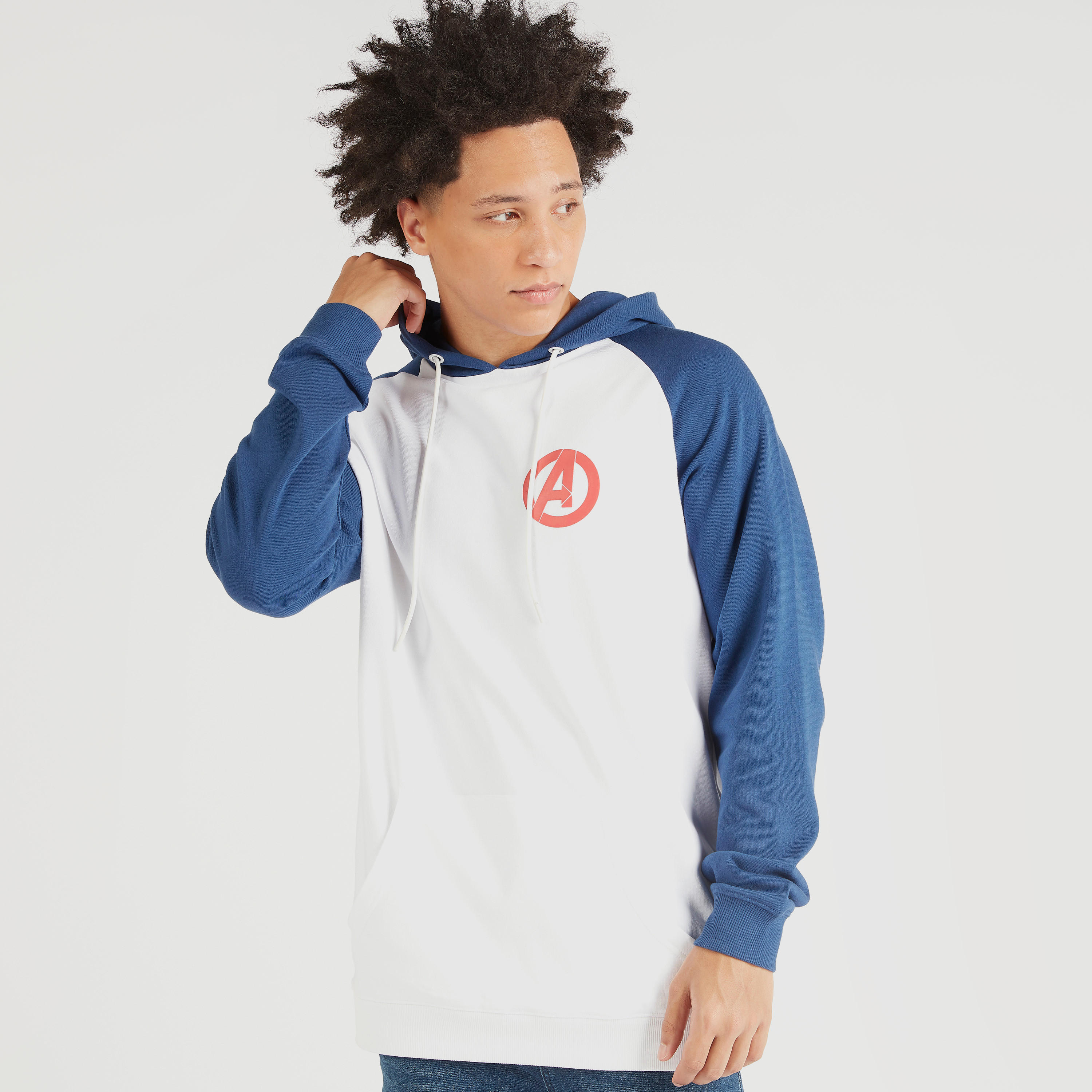 سويت شيرت كتل ملونة بقبّعة وأكمام طويلة-men-winterwear-hoodiesandsweatshirts-image-5