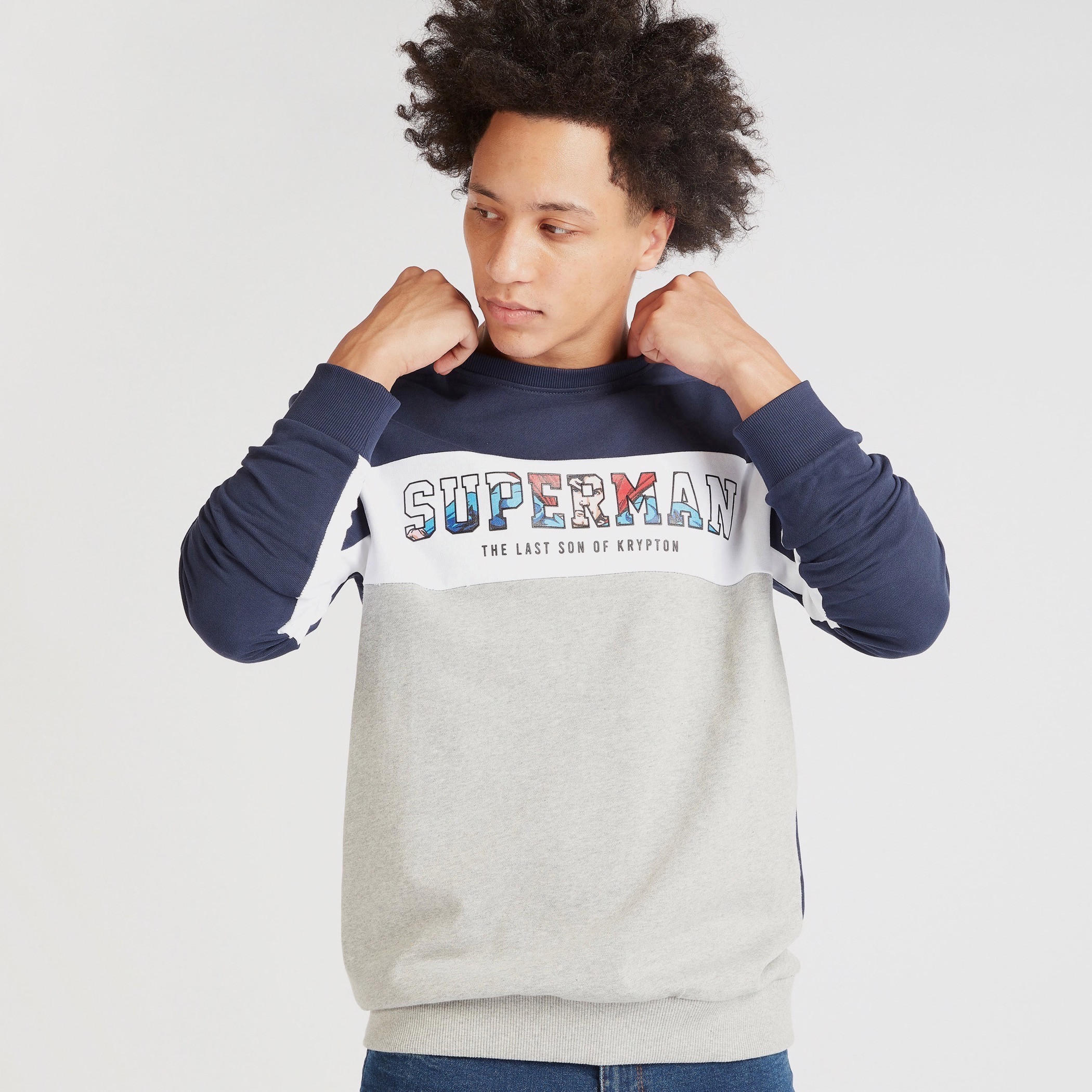 سويت شيرت بياقة ضيقة وأكمام طويلة وطبعات سوبر مان-men-winterwear-hoodiesandsweatshirts-image-3
