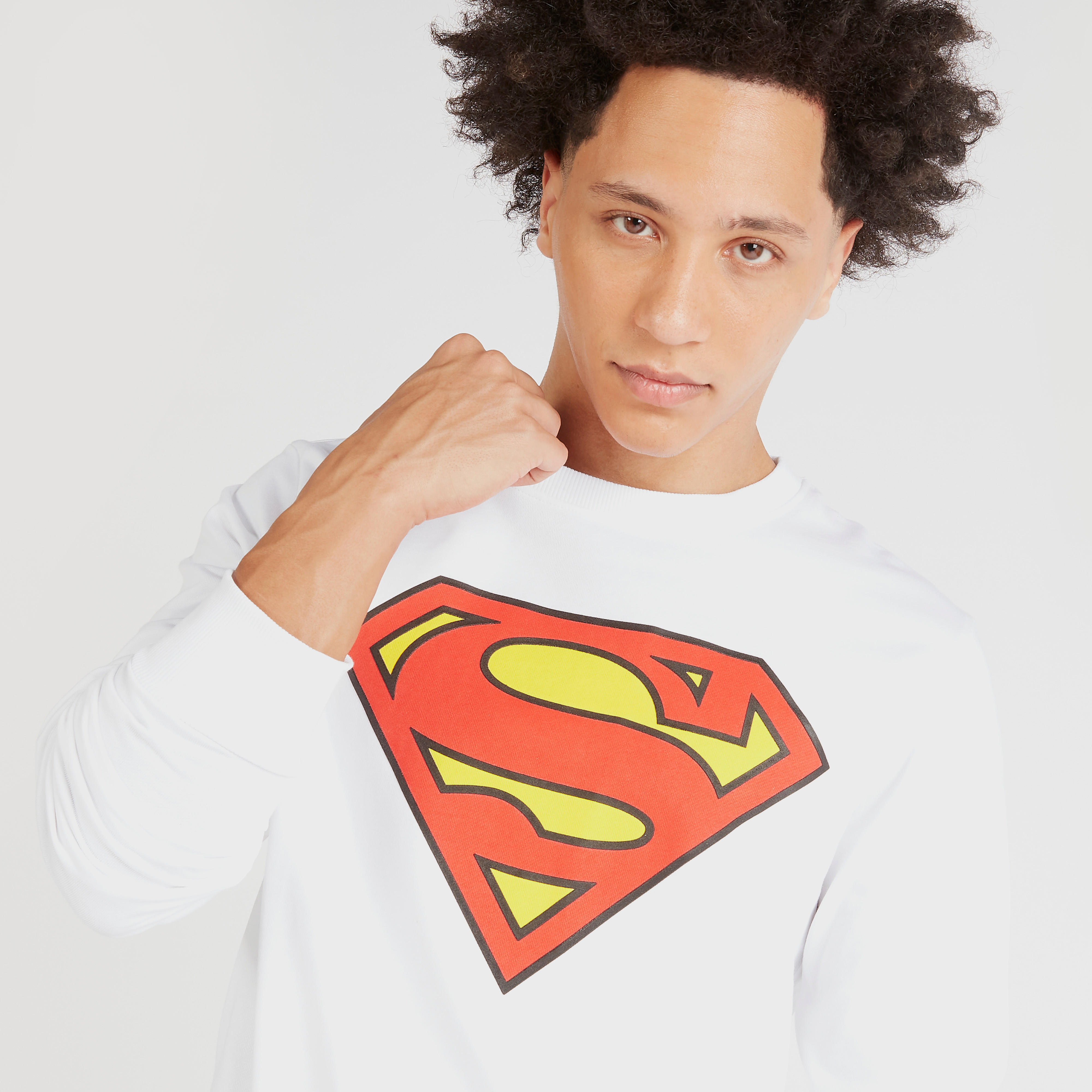 سويت شيرت بياقة ضيقة وأكمام طويلة وطبعات سوبر مان-men-winterwear-hoodiesandsweatshirts-image-5