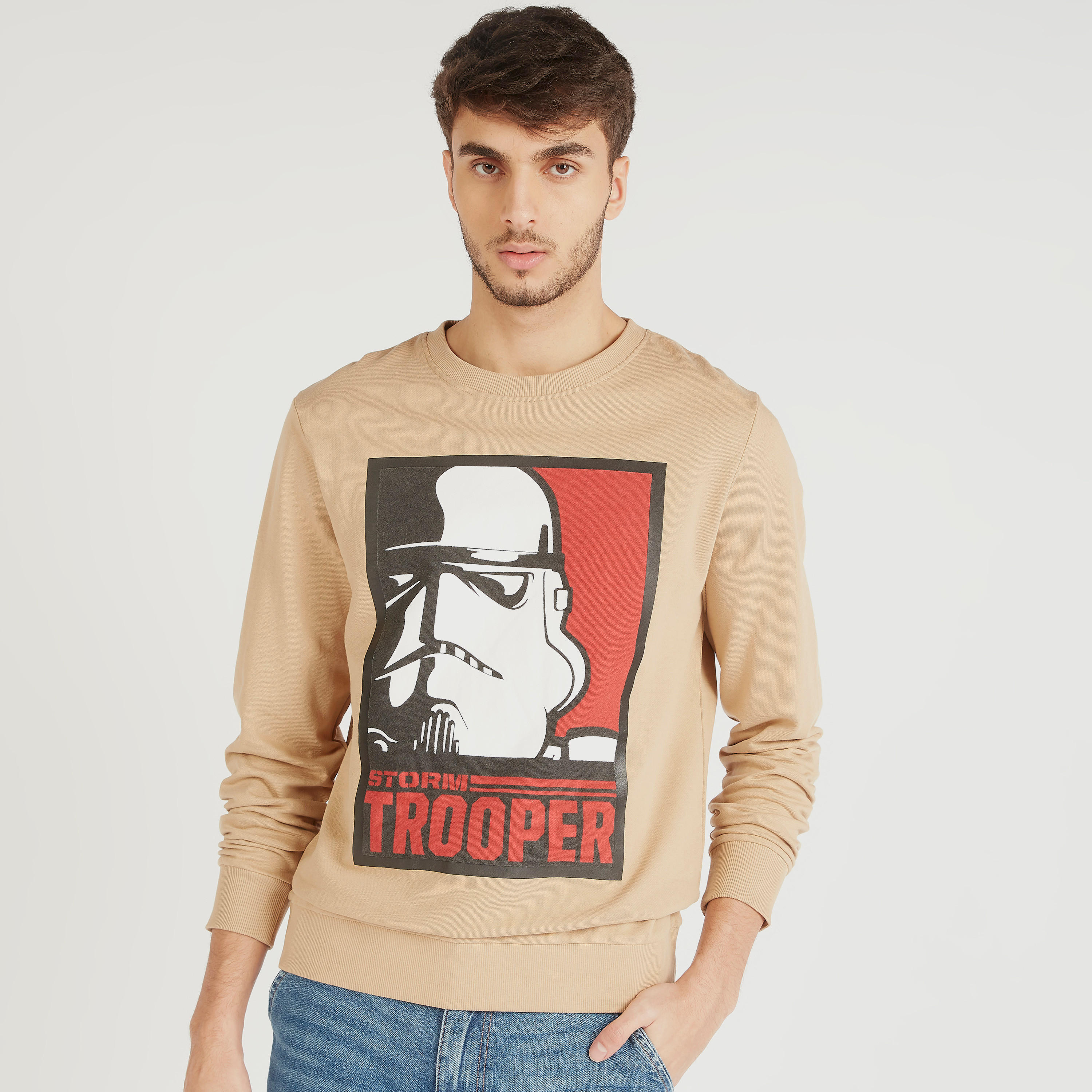 سويت شيرت بياقة ضيقة وأكمام طويلة وطبعات-men-winterwear-hoodiesandsweatshirts-image-1
