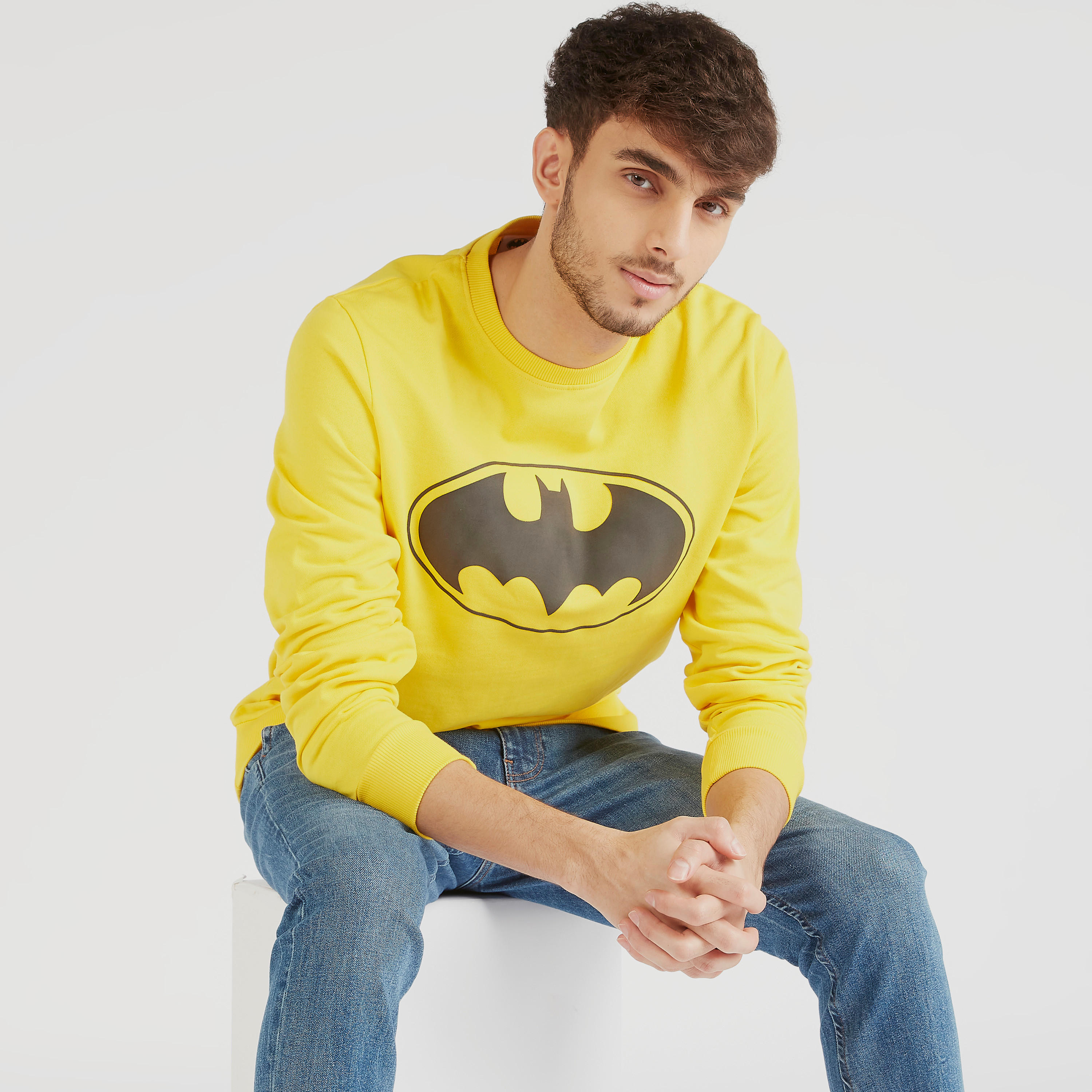 سويت شيرت بياقة ضيّقة وأكمام طويلة وطبعات باتمان-men-winterwear-hoodiesandsweatshirts-image-1